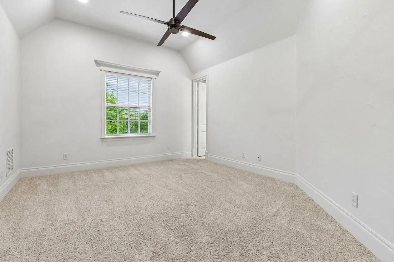 Single Family Residence For Sale in Tarrant County , 1800 Beam Drive, Southlake, Texas 76092, 5 Bedroom, 7 Bathroom, 4 Garage spaces, 6,144 Sqft, built in 2007, mls#21161535, Real Estate Agent in Southlake, Homes For Sale in Tarrant county, Homes For Sale in Southlake, Realtor in Southlake Texas, Real Estate Brokerage Independent Realty Texas, Luminita Cordes Realtor