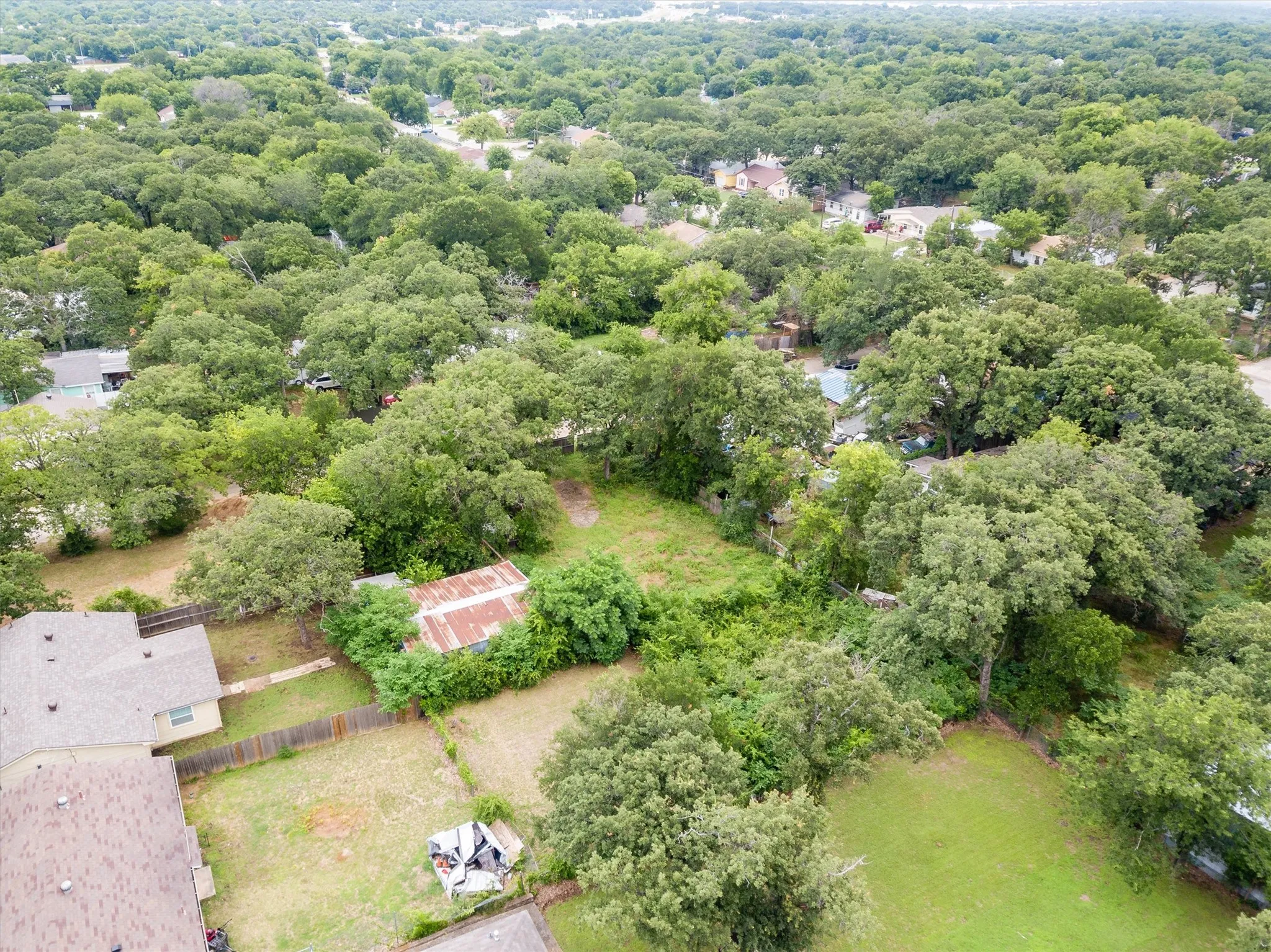 Unimproved Land For Sale in Tarrant County , 4012 Erath Street, Fort Worth, Texas 76119, 0, 0, Garage spaces, 0 Sqft, built in 0, Price $65,000, mls#21177991, Real Estate Agent in Fort Worth, Homes For Sale in Tarrant county, Homes For Sale in Fort Worth, Realtor in Fort Worth Texas, Real Estate Brokerage Independent Realty Texas, Luminita Cordes Realtor
