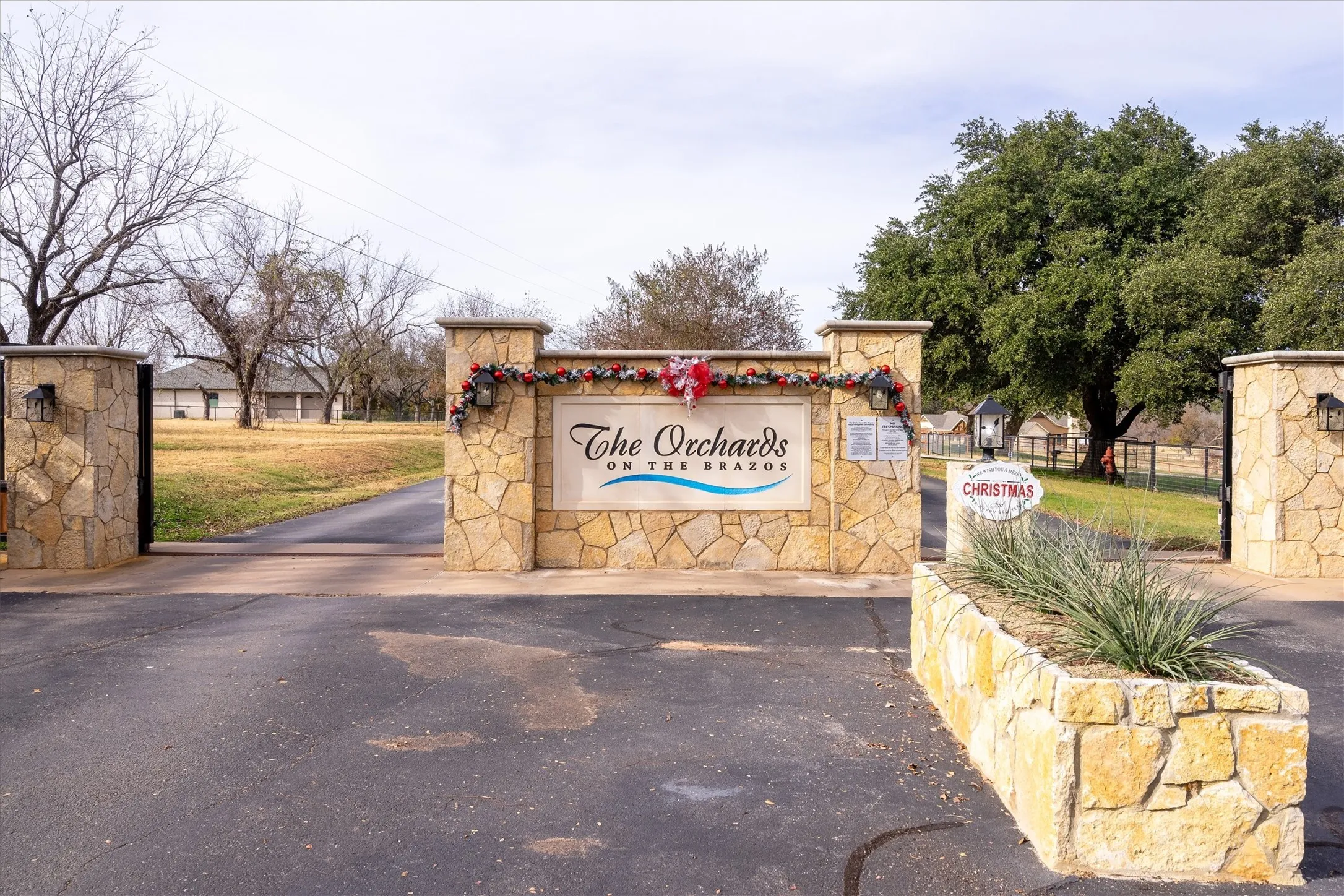 Unimproved Land For Sale in Hood County , 10096 Orchards Boulevard, Cleburne, Texas 76033, 0, 0, Garage spaces, 0 Sqft, built in 0, Price $145,000, mls#21177135, Real Estate Agent in Cleburne, Homes For Sale in Hood county, Homes For Sale in Cleburne, Realtor in Cleburne Texas, Real Estate Brokerage Independent Realty Texas, Luminita Cordes Realtor