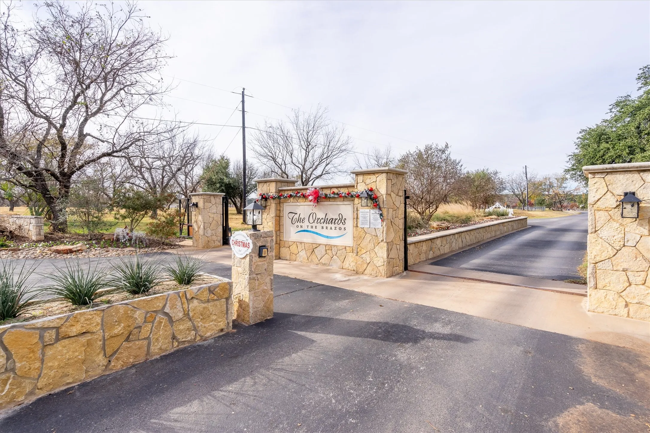 Unimproved Land For Sale in Hood County , 10096 Orchards Boulevard, Cleburne, Texas 76033, 0, 0, Garage spaces, 0 Sqft, built in 0, Price $145,000, mls#21177135, Real Estate Agent in Cleburne, Homes For Sale in Hood county, Homes For Sale in Cleburne, Realtor in Cleburne Texas, Real Estate Brokerage Independent Realty Texas, Luminita Cordes Realtor