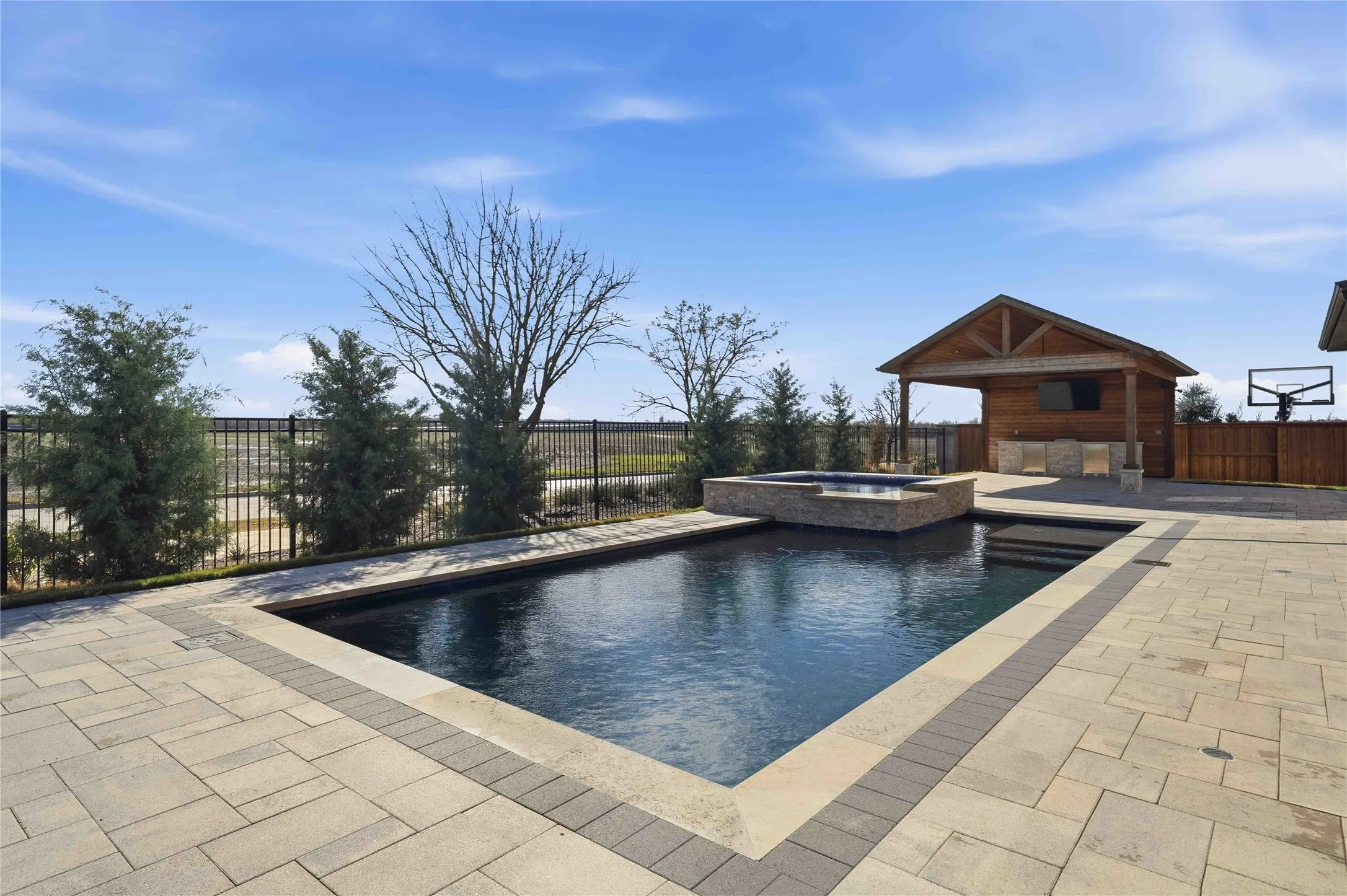 Single Family Residence For Sale in Collin County , 1410 Binkley Avenue, Prosper, Texas 75078, 4 Bedroom, 5 Bathroom, 3 Garage spaces, 3,411 Sqft, built in 2021, Preowned, mls#21177245, Real Estate Agent in Prosper, Homes For Sale in Collin county, Homes For Sale in Prosper, Realtor in Prosper Texas, Real Estate Brokerage Independent Realty Texas, Luminita Cordes Realtor