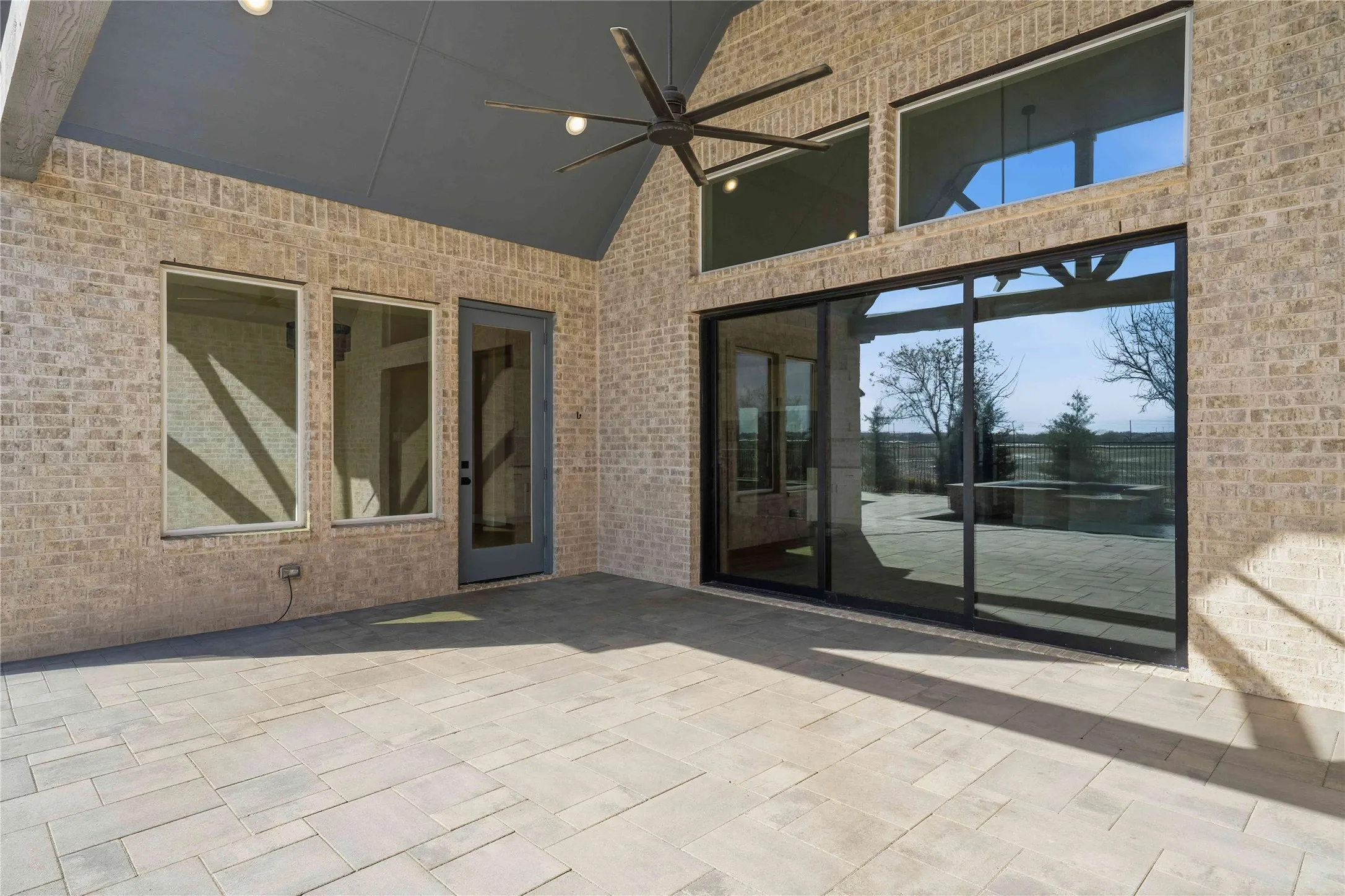 Single Family Residence For Sale in Collin County , 1410 Binkley Avenue, Prosper, Texas 75078, 4 Bedroom, 5 Bathroom, 3 Garage spaces, 3,411 Sqft, built in 2021, Preowned, mls#21177245, Real Estate Agent in Prosper, Homes For Sale in Collin county, Homes For Sale in Prosper, Realtor in Prosper Texas, Real Estate Brokerage Independent Realty Texas, Luminita Cordes Realtor