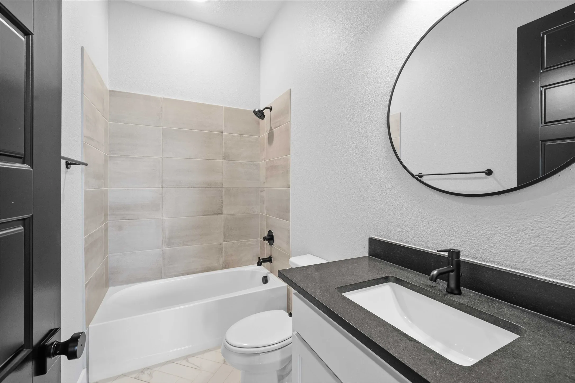 Single Family Residence For Sale in Collin County , 1410 Binkley Avenue, Prosper, Texas 75078, 4 Bedroom, 5 Bathroom, 3 Garage spaces, 3,411 Sqft, built in 2021, Preowned, mls#21177245, Real Estate Agent in Prosper, Homes For Sale in Collin county, Homes For Sale in Prosper, Realtor in Prosper Texas, Real Estate Brokerage Independent Realty Texas, Luminita Cordes Realtor