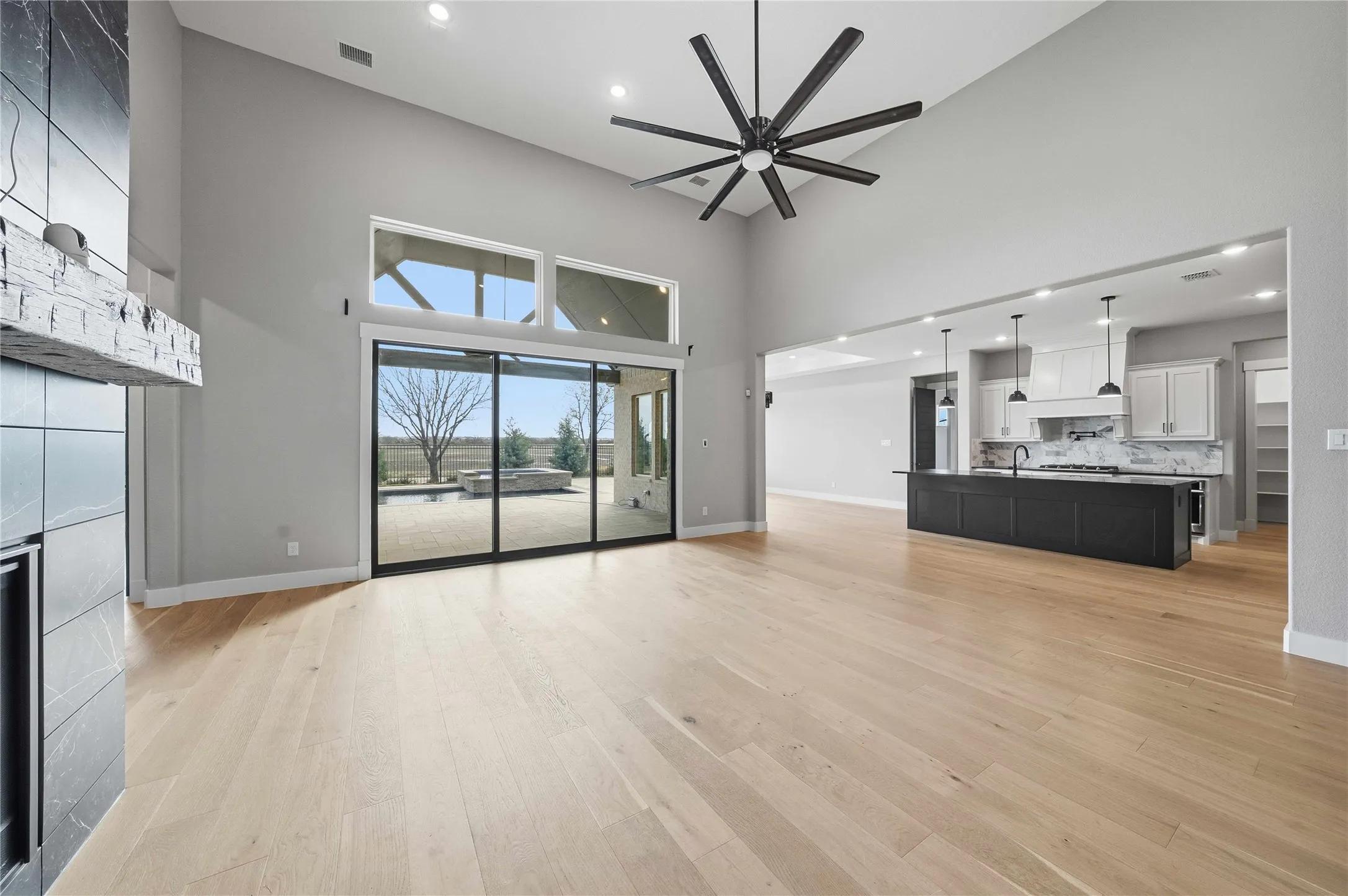 Single Family Residence For Sale in Collin County , 1410 Binkley Avenue, Prosper, Texas 75078, 4 Bedroom, 5 Bathroom, 3 Garage spaces, 3,411 Sqft, built in 2021, Preowned, mls#21177245, Real Estate Agent in Prosper, Homes For Sale in Collin county, Homes For Sale in Prosper, Realtor in Prosper Texas, Real Estate Brokerage Independent Realty Texas, Luminita Cordes Realtor