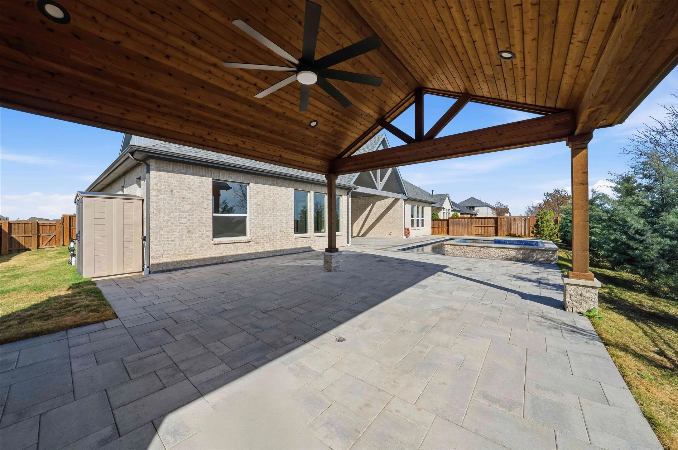 Single Family Residence For Sale in Collin County , 1410 Binkley Avenue, Prosper, Texas 75078, 4 Bedroom, 5 Bathroom, 3 Garage spaces, 3,411 Sqft, built in 2021, Preowned, mls#21177245, Real Estate Agent in Prosper, Homes For Sale in Collin county, Homes For Sale in Prosper, Realtor in Prosper Texas, Real Estate Brokerage Independent Realty Texas, Luminita Cordes Realtor