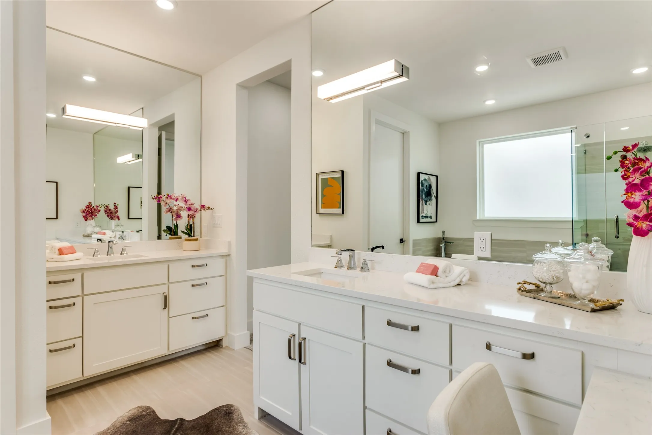 Townhouse For Sale in Tarrant County , 337 College Avenue, Fort Worth, Texas 76104, 2 Bedroom, 3 Bathroom, 2 Garage spaces, 1,987 Sqft, built in 2026, New Construction - Complete, mls#21175004, Real Estate Agent in Fort Worth, Homes For Sale in Tarrant county, Homes For Sale in Fort Worth, Realtor in Fort Worth Texas, Real Estate Brokerage Independent Realty Texas, Luminita Cordes Realtor