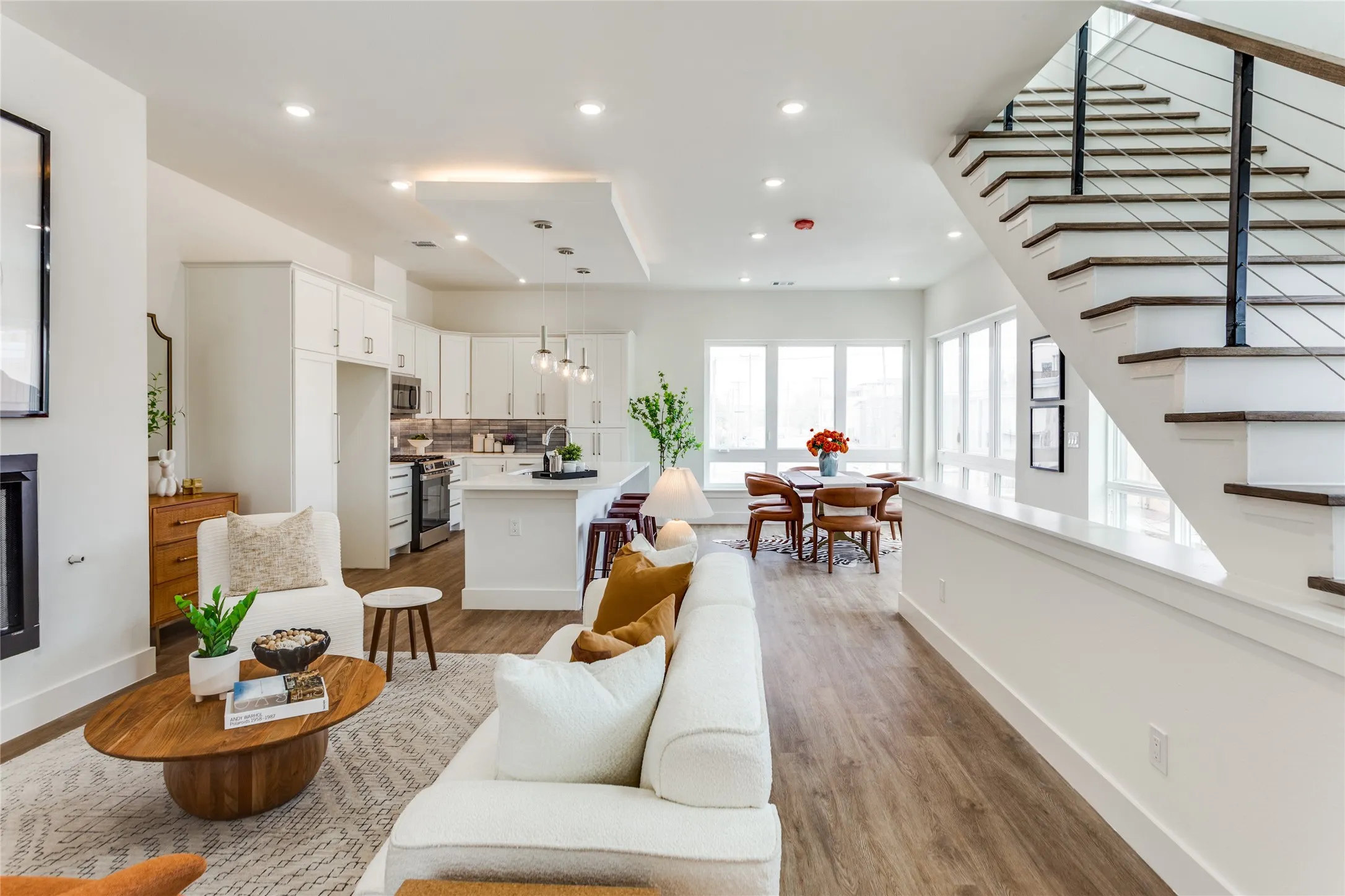 Townhouse For Sale in Tarrant County , 337 College Avenue, Fort Worth, Texas 76104, 2 Bedroom, 3 Bathroom, 2 Garage spaces, 1,987 Sqft, built in 2026, New Construction - Complete, mls#21175004, Real Estate Agent in Fort Worth, Homes For Sale in Tarrant county, Homes For Sale in Fort Worth, Realtor in Fort Worth Texas, Real Estate Brokerage Independent Realty Texas, Luminita Cordes Realtor