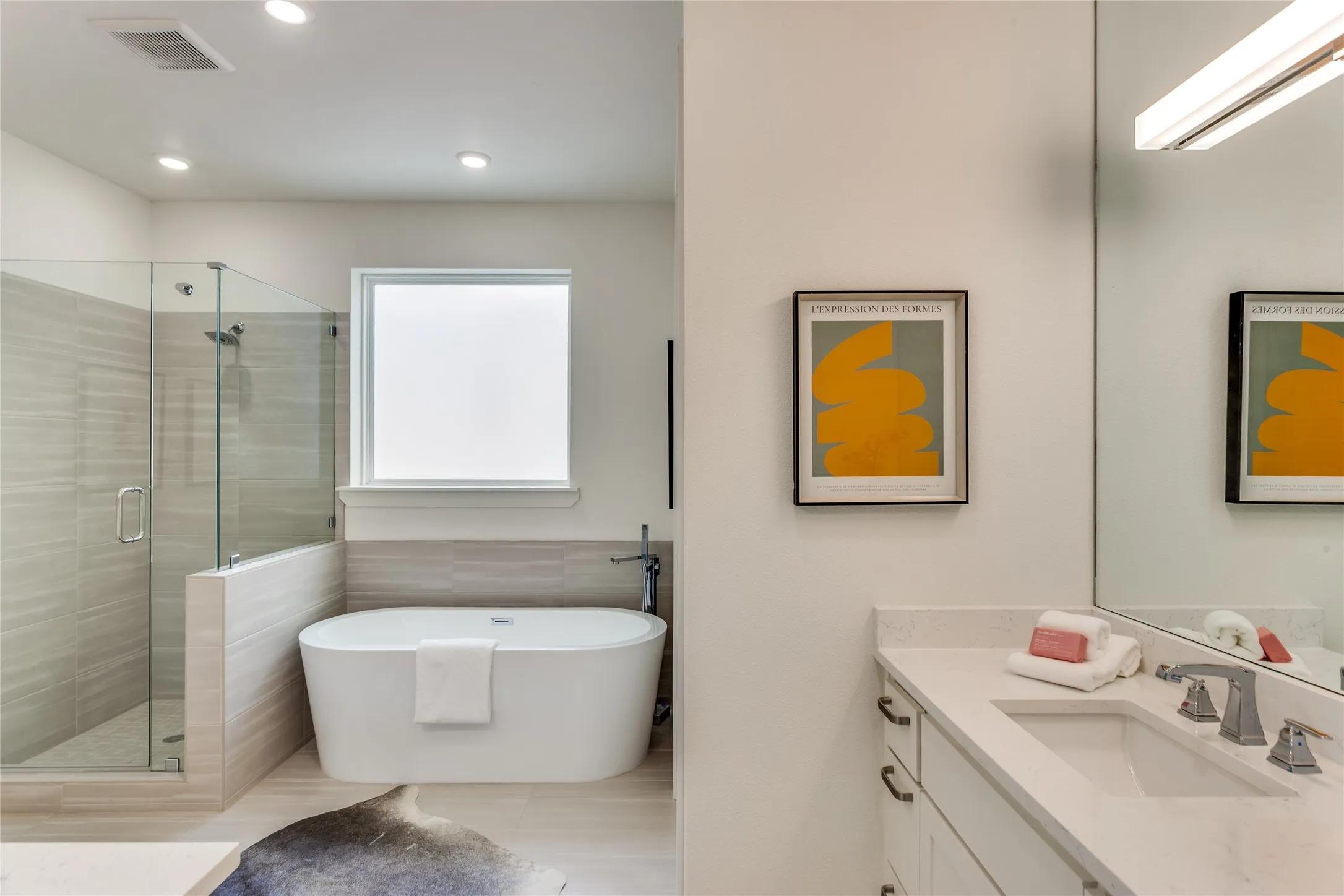 Townhouse For Sale in Tarrant County , 337 College Avenue, Fort Worth, Texas 76104, 2 Bedroom, 3 Bathroom, 2 Garage spaces, 1,987 Sqft, built in 2026, New Construction - Complete, mls#21175004, Real Estate Agent in Fort Worth, Homes For Sale in Tarrant county, Homes For Sale in Fort Worth, Realtor in Fort Worth Texas, Real Estate Brokerage Independent Realty Texas, Luminita Cordes Realtor