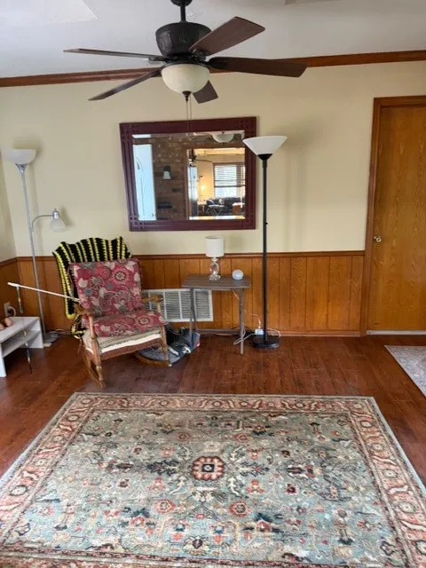 Single Family Residence For Sale in Hunt County , 1053 MARY Street, Quinlan, Texas 75474, 3 Bedroom, 3 Bathroom, Garage spaces, 2,012 Sqft, built in 1980, Preowned, mls#21164729, Real Estate Agent in Quinlan, Homes For Sale in Hunt county, Homes For Sale in Quinlan, Realtor in Quinlan Texas, Real Estate Brokerage Independent Realty Texas, Luminita Cordes Realtor