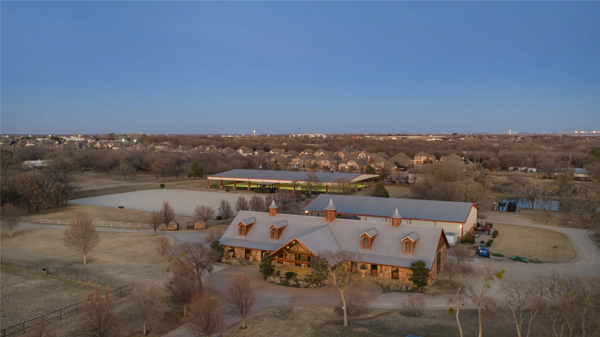 Horses: Equestrian Barn, Storage Facility with 2 Quarters, Covered Arena, Open Arena