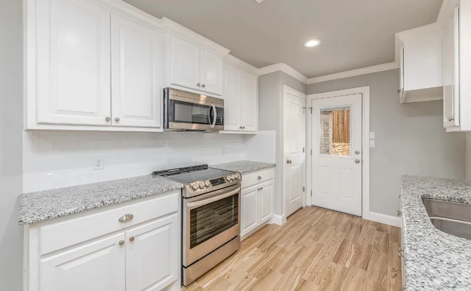 Duplex For Sale in Hood County , 718 Rolling Terrace Circle, Granbury, Texas 76049, 18 Bedrooms, 12 Bathrooms, 2 Garage spaces, 10,332 Sqft, built in 2021, Preowned, Price $2,205,000, mls#21138988, Real Estate Agent in Granbury, Homes For Sale in Hood county, Homes For Sale in Granbury, Realtor in Granbury Texas, Real Estate Brokerage Independent Realty Texas, Luminita Cordes Realtor