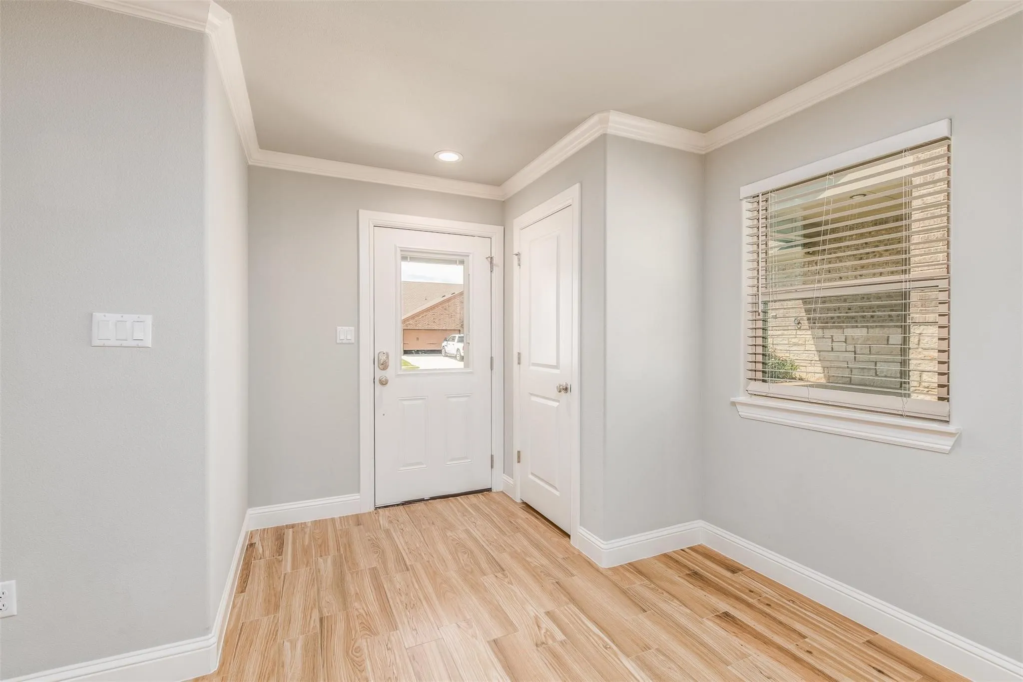 Duplex For Sale in Hood County , 718 Rolling Terrace Circle, Granbury, Texas 76049, 18 Bedrooms, 12 Bathrooms, 2 Garage spaces, 10,332 Sqft, built in 2021, Preowned, Price $2,205,000, mls#21138988, Real Estate Agent in Granbury, Homes For Sale in Hood county, Homes For Sale in Granbury, Realtor in Granbury Texas, Real Estate Brokerage Independent Realty Texas, Luminita Cordes Realtor