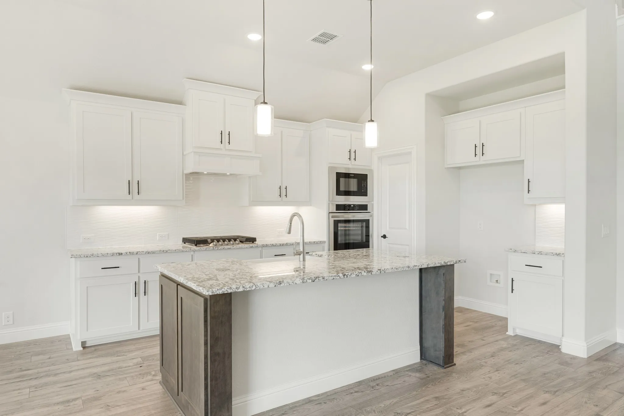 Single Family Residence For Sale in Parker County , 141 Kingfisher Lane, Aledo, Texas 76008, 5 Bedroom, 4 Bathroom, 2 Garage spaces, 2,873 Sqft, built in 2026, New Construction - Incomplete, mls#21178151, Real Estate Agent in Aledo, Homes For Sale in Parker county, Homes For Sale in Aledo, Realtor in Aledo Texas, Real Estate Brokerage Independent Realty Texas, Luminita Cordes Realtor