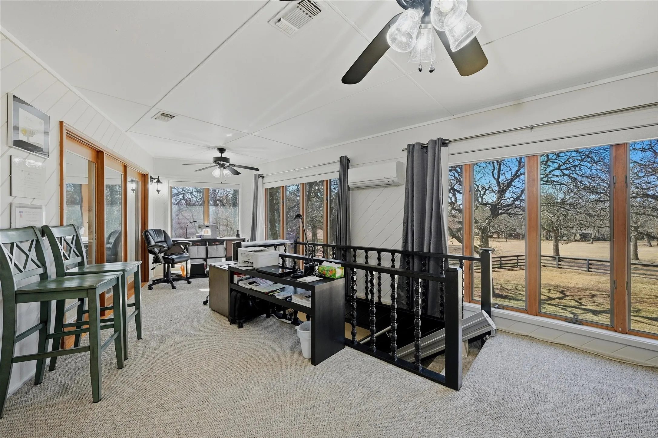 Single Family Residence For Sale in Cooke County , 231 Cayuga Trail, Lake Kiowa, Texas 76240, 2 Bedroom, 3 Bathroom, 2 Garage spaces, 2,422 Sqft, built in 1983, Preowned, mls#21178290, Real Estate Agent in Lake Kiowa, Homes For Sale in Cooke county, Homes For Sale in Lake Kiowa, Realtor in Lake Kiowa Texas, Real Estate Brokerage Independent Realty Texas, Luminita Cordes Realtor