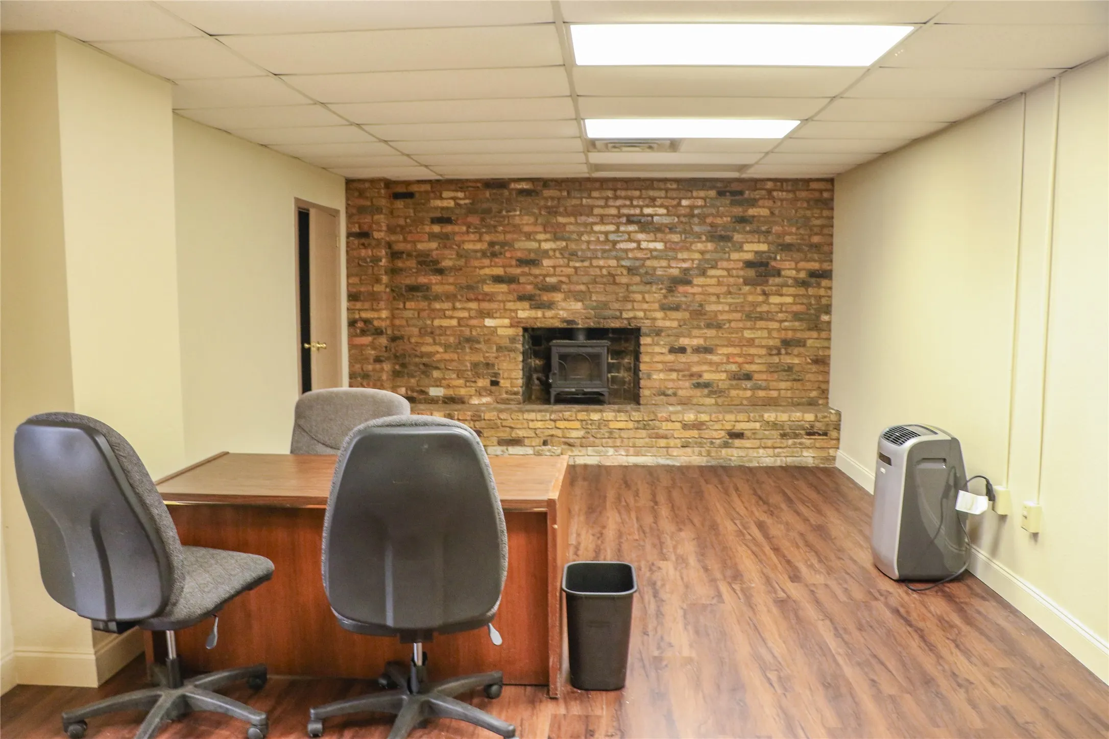 Industrial For Sale in Grayson County , 3910 Frisco, Sherman, Texas 75090, 0, 0, Garage spaces, 0 Sqft, built in 1965, Preowned, Price $700,000, mls#21178563, Real Estate Agent in Sherman, Homes For Sale in Grayson county, Homes For Sale in Sherman, Realtor in Sherman Texas, Real Estate Brokerage Independent Realty Texas, Luminita Cordes Realtor