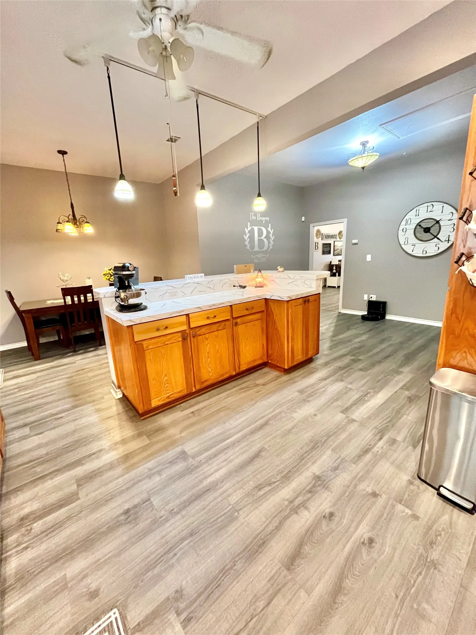 Single Family Residence For Sale in Hamilton County , 522 E Standifer Street, Hamilton, Texas 76531, 4 Bedroom, 2 Bathroom, Garage spaces, 2,058 Sqft, built in 1935, mls#21178584, Real Estate Agent in Hamilton, Homes For Sale in Hamilton county, Homes For Sale in Hamilton, Realtor in Hamilton Texas, Real Estate Brokerage Independent Realty Texas, Luminita Cordes Realtor