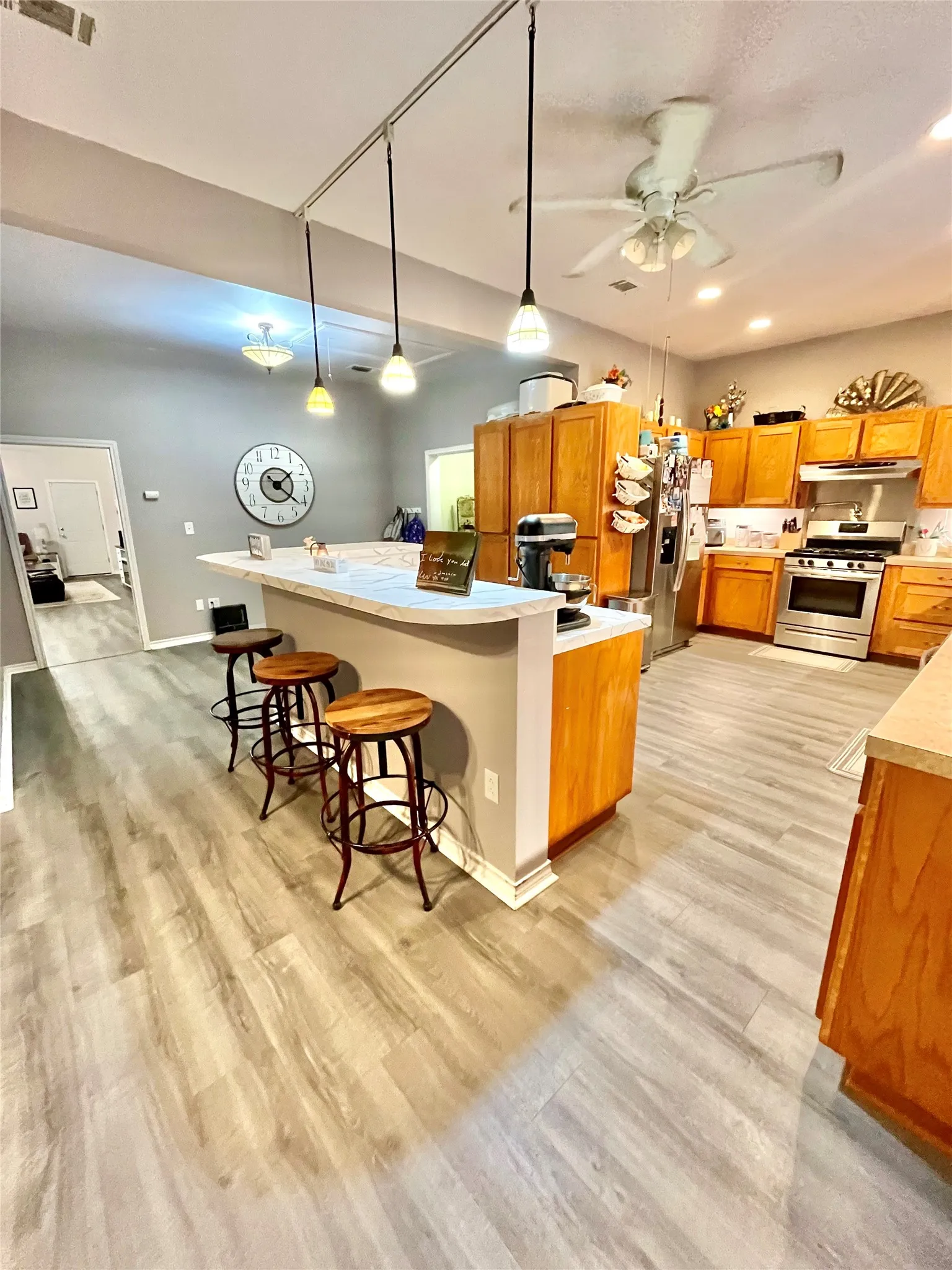 Single Family Residence For Sale in Hamilton County , 522 E Standifer Street, Hamilton, Texas 76531, 4 Bedroom, 2 Bathroom, Garage spaces, 2,058 Sqft, built in 1935, mls#21178584, Real Estate Agent in Hamilton, Homes For Sale in Hamilton county, Homes For Sale in Hamilton, Realtor in Hamilton Texas, Real Estate Brokerage Independent Realty Texas, Luminita Cordes Realtor