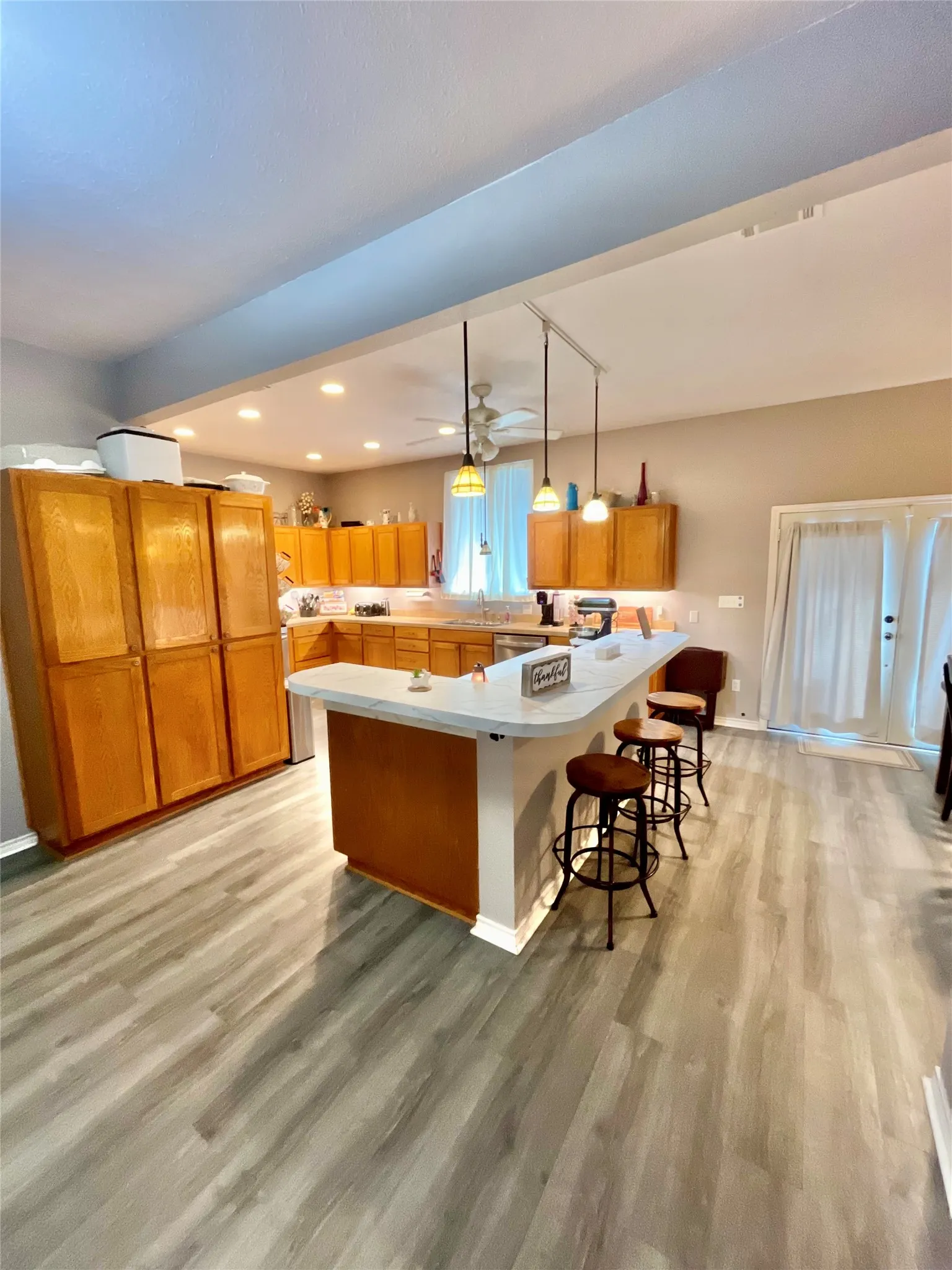 Single Family Residence For Sale in Hamilton County , 522 E Standifer Street, Hamilton, Texas 76531, 4 Bedroom, 2 Bathroom, Garage spaces, 2,058 Sqft, built in 1935, mls#21178584, Real Estate Agent in Hamilton, Homes For Sale in Hamilton county, Homes For Sale in Hamilton, Realtor in Hamilton Texas, Real Estate Brokerage Independent Realty Texas, Luminita Cordes Realtor