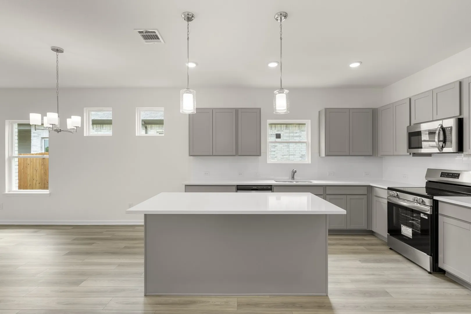 05. 1233 Anderson - Kitchen