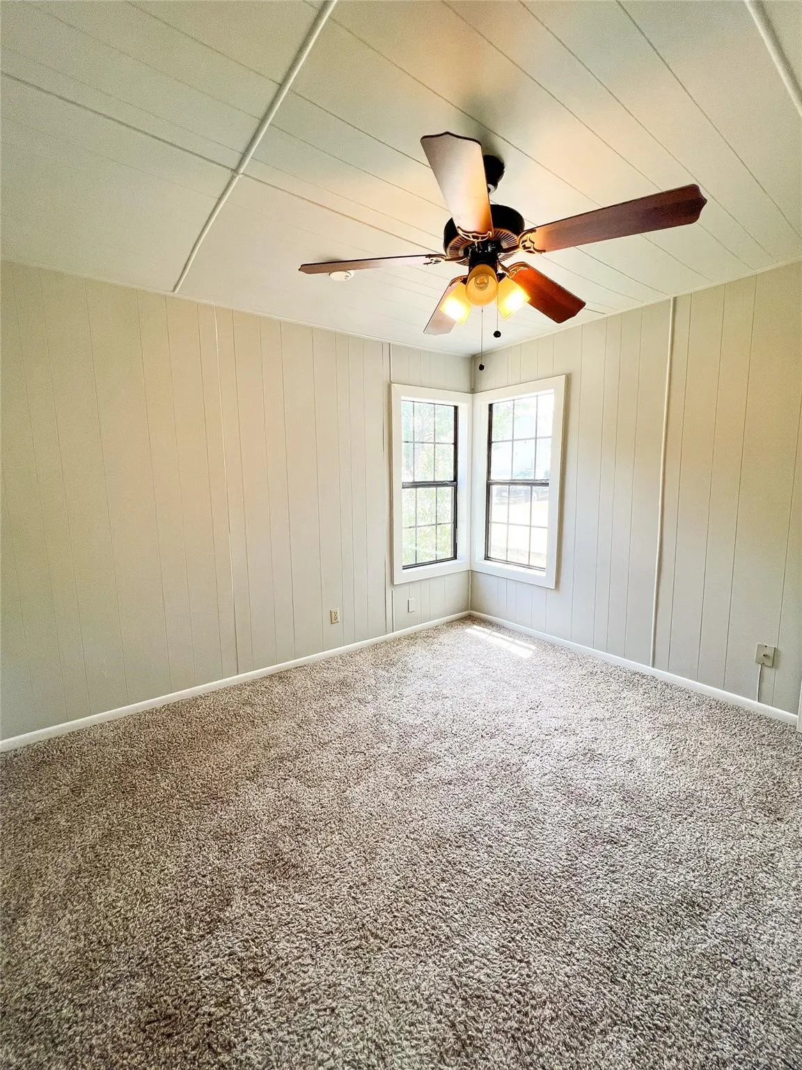 For Sale in Erath County , 1425, 1435, 420 Groesbeck & Lillian, Stephenville, Texas 76401, 9 Bedroom, 3 Bathroom, Garage spaces, 0 Sqft, built in 1910, mls#21174858, Real Estate Agent in Stephenville, Homes For Sale in Erath county, Homes For Sale in Stephenville, Realtor in Stephenville Texas, Real Estate Brokerage Independent Realty Texas, Luminita Cordes Realtor