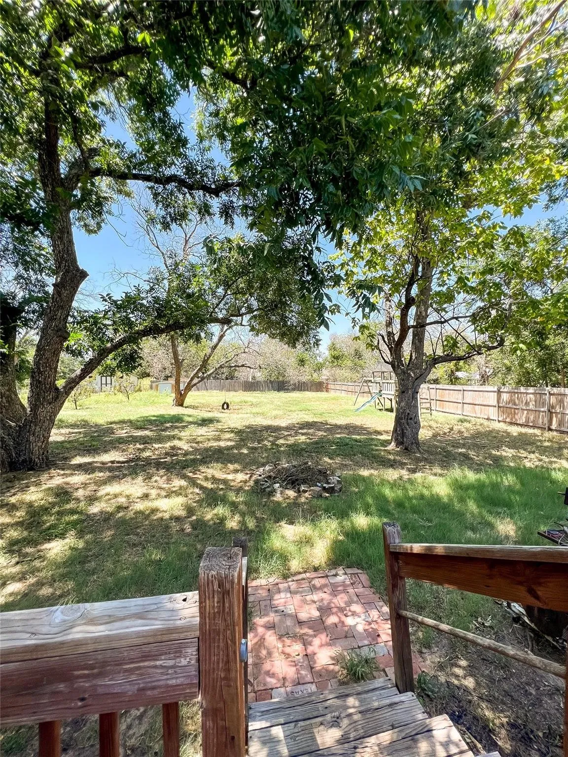 For Sale in Erath County , 1425, 1435, 420 Groesbeck & Lillian, Stephenville, Texas 76401, 9 Bedroom, 3 Bathroom, Garage spaces, 0 Sqft, built in 1910, mls#21174858, Real Estate Agent in Stephenville, Homes For Sale in Erath county, Homes For Sale in Stephenville, Realtor in Stephenville Texas, Real Estate Brokerage Independent Realty Texas, Luminita Cordes Realtor