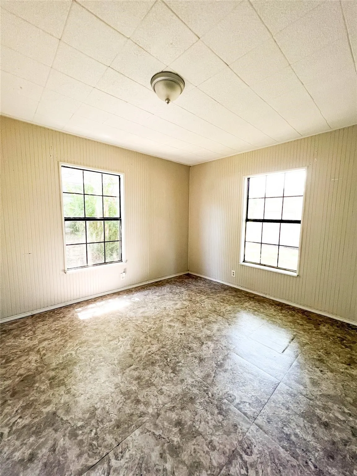 For Sale in Erath County , 1425, 1435, 420 Groesbeck & Lillian, Stephenville, Texas 76401, 9 Bedroom, 3 Bathroom, Garage spaces, 0 Sqft, built in 1910, mls#21174858, Real Estate Agent in Stephenville, Homes For Sale in Erath county, Homes For Sale in Stephenville, Realtor in Stephenville Texas, Real Estate Brokerage Independent Realty Texas, Luminita Cordes Realtor