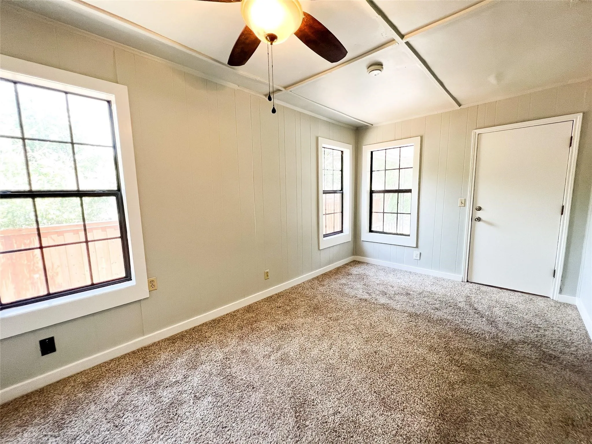 For Sale in Erath County , 1425, 1435, 420 Groesbeck & Lillian, Stephenville, Texas 76401, 9 Bedroom, 3 Bathroom, Garage spaces, 0 Sqft, built in 1910, mls#21174858, Real Estate Agent in Stephenville, Homes For Sale in Erath county, Homes For Sale in Stephenville, Realtor in Stephenville Texas, Real Estate Brokerage Independent Realty Texas, Luminita Cordes Realtor