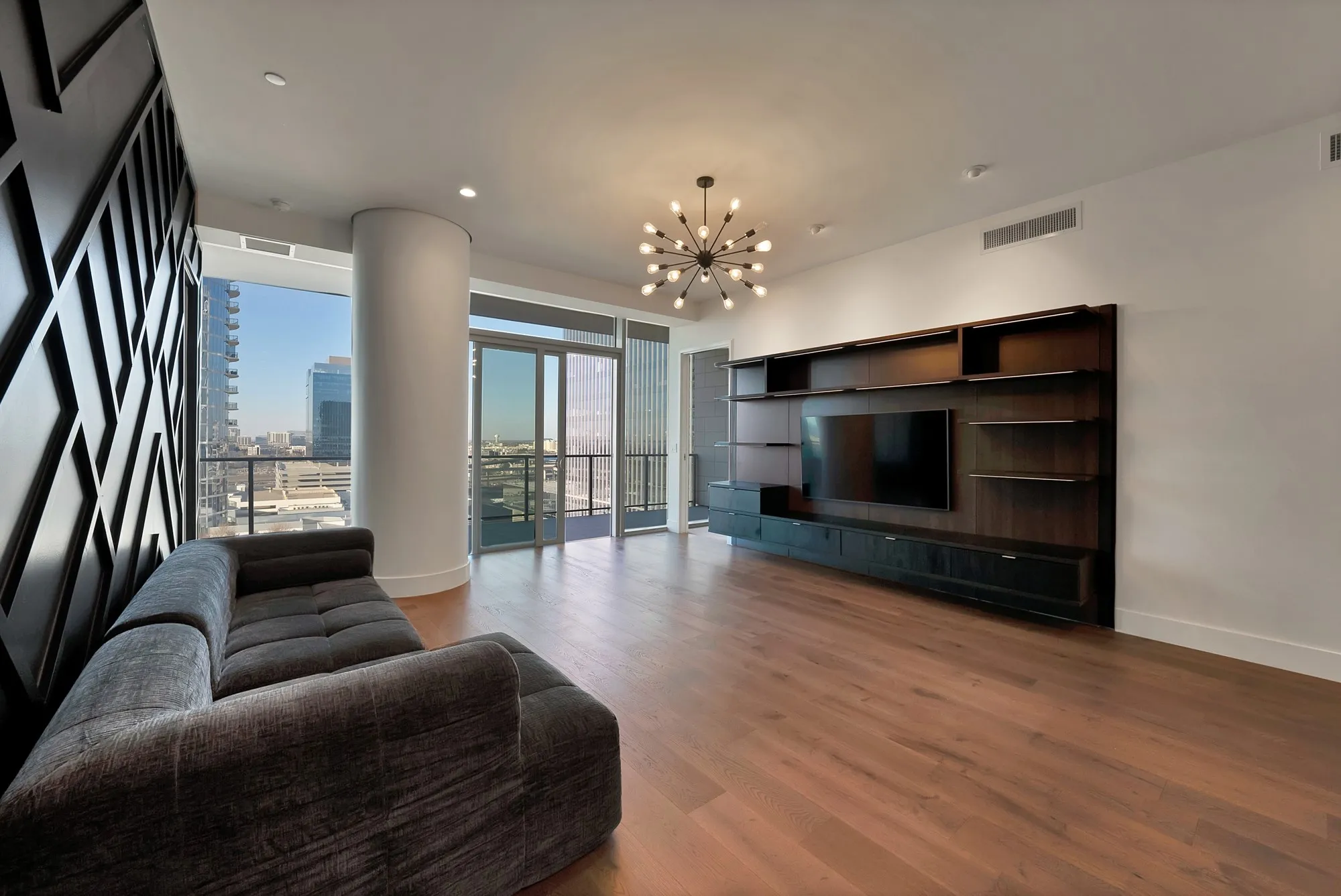 Condominium For Sale in Collin County , 7901 Windrose Avenue 1402, Plano, Texas 75024, 2 Bedroom, 2 Bathroom, 2 Garage spaces, 1,540 Sqft, built in 2019, Preowned, mls#21178363, Real Estate Agent in Plano, Homes For Sale in Collin county, Homes For Sale in Plano, Realtor in Plano Texas, Real Estate Brokerage Independent Realty Texas, Luminita Cordes Realtor