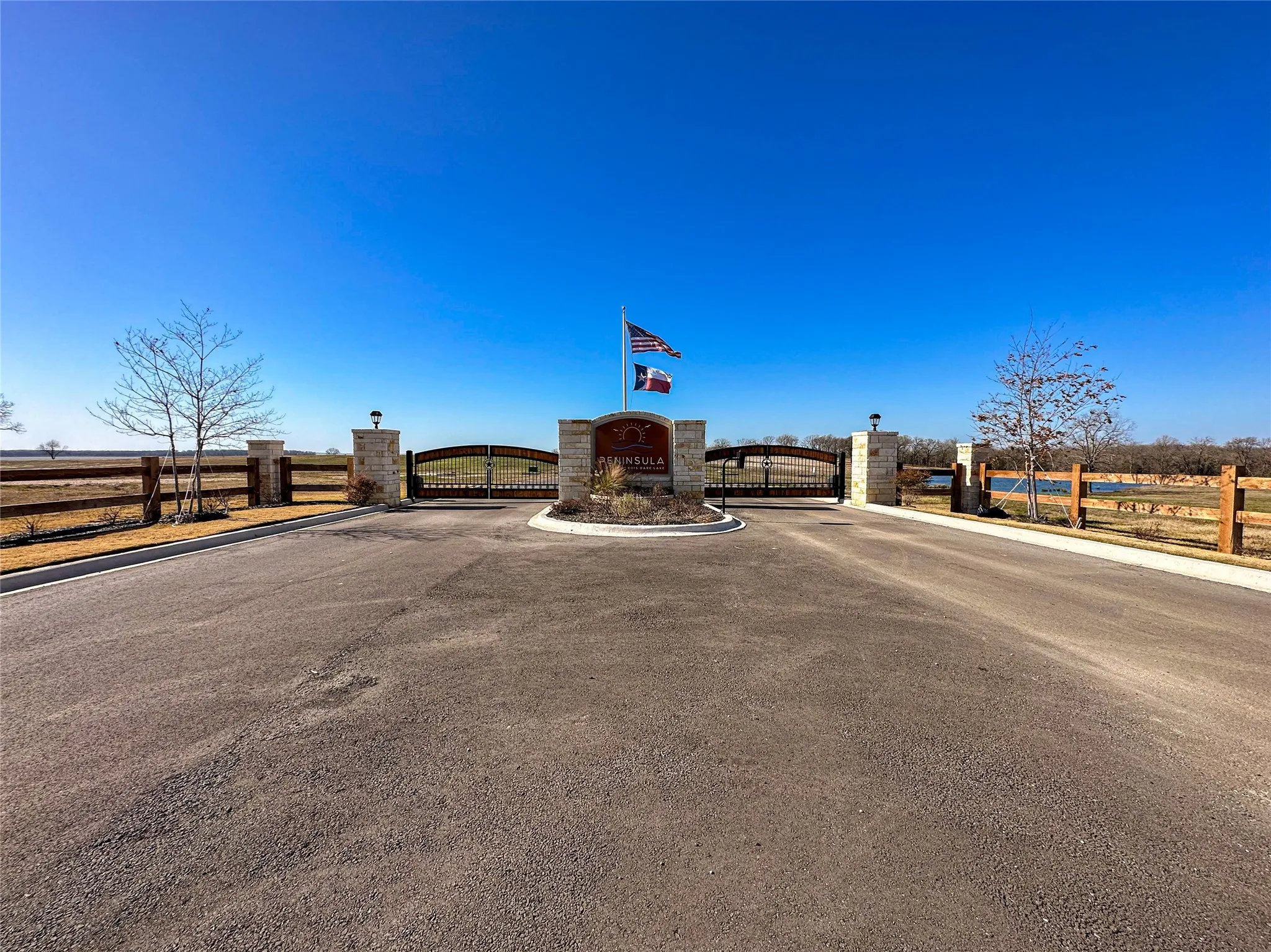Unimproved Land For Sale in Fannin County , 410 Peninsula Drive, Honey Grove, Texas 75446, 0, 0, Garage spaces, 0 Sqft, built in 0, mls#21178771, Real Estate Agent in Honey Grove, Homes For Sale in Fannin county, Homes For Sale in Honey Grove, Realtor in Honey Grove Texas, Real Estate Brokerage Independent Realty Texas, Luminita Cordes Realtor