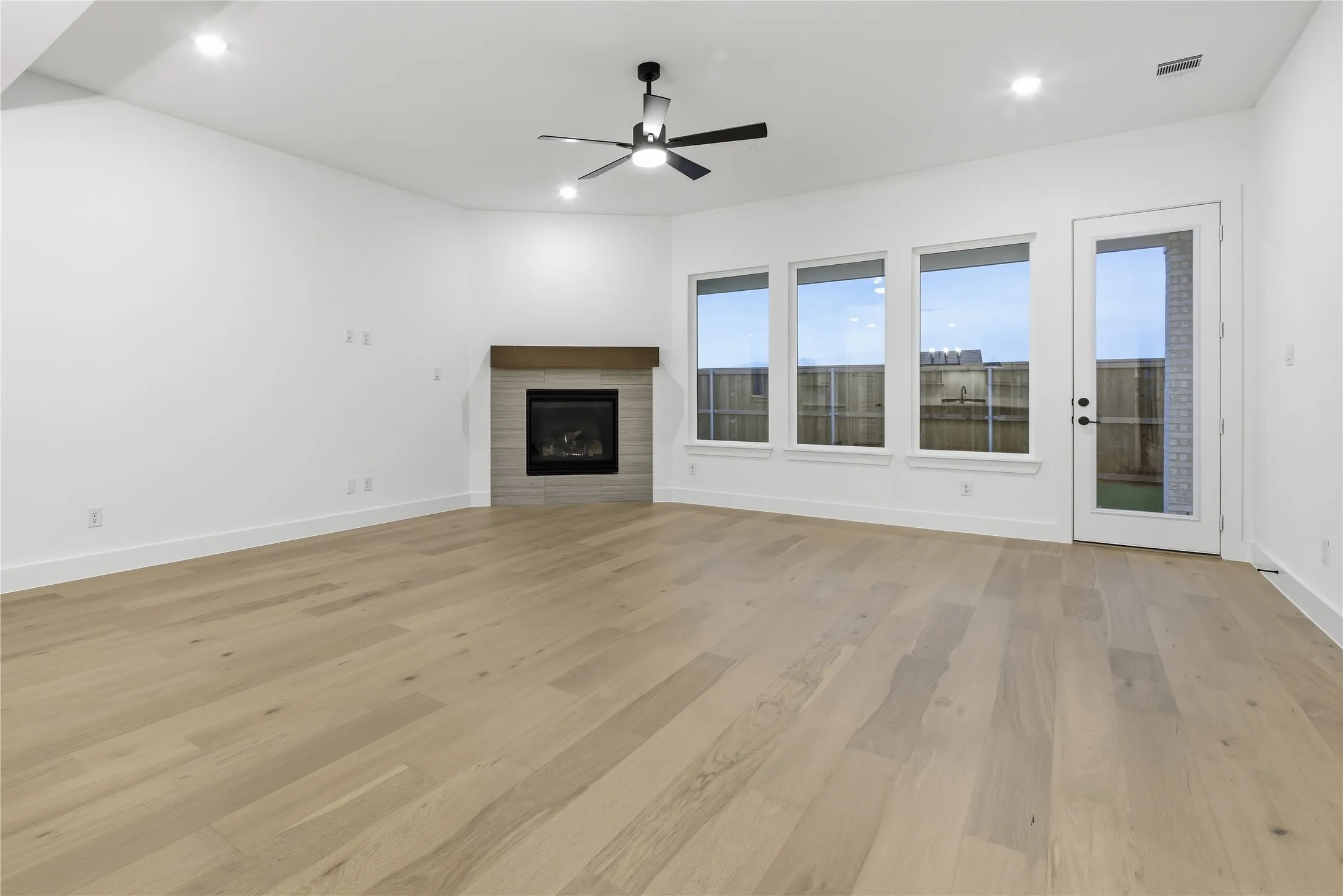Single Family Residence For Sale in Johnson County , 1657 Cedar Elm Way, Burleson, Texas 76028, 4 Bedroom, 3 Bathroom, 3 Garage spaces, 3,221 Sqft, built in 2026, New Construction - Incomplete, mls#21178791, Real Estate Agent in Burleson, Homes For Sale in Johnson county, Homes For Sale in Burleson, Realtor in Burleson Texas, Real Estate Brokerage Independent Realty Texas, Luminita Cordes Realtor