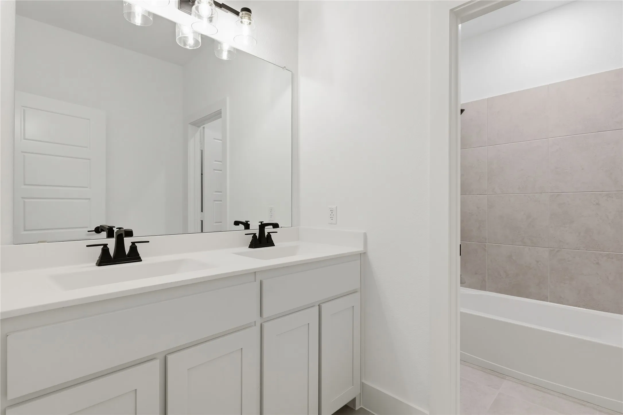 Single Family Residence For Sale in Johnson County , 1657 Cedar Elm Way, Burleson, Texas 76028, 4 Bedroom, 3 Bathroom, 3 Garage spaces, 3,221 Sqft, built in 2026, New Construction - Incomplete, mls#21178791, Real Estate Agent in Burleson, Homes For Sale in Johnson county, Homes For Sale in Burleson, Realtor in Burleson Texas, Real Estate Brokerage Independent Realty Texas, Luminita Cordes Realtor