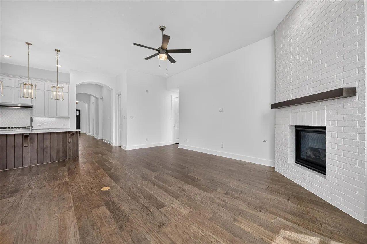 Single Family Residence For Sale in Tarrant County , 7828 Pondview Lane, Fort Worth, Texas 76123, 4 Bedroom, 3 Bathroom, 2 Garage spaces, 2,317 Sqft, built in 2026, New Construction - Incomplete, mls#21178792, Real Estate Agent in Fort Worth, Homes For Sale in Tarrant county, Homes For Sale in Fort Worth, Realtor in Fort Worth Texas, Real Estate Brokerage Independent Realty Texas, Luminita Cordes Realtor