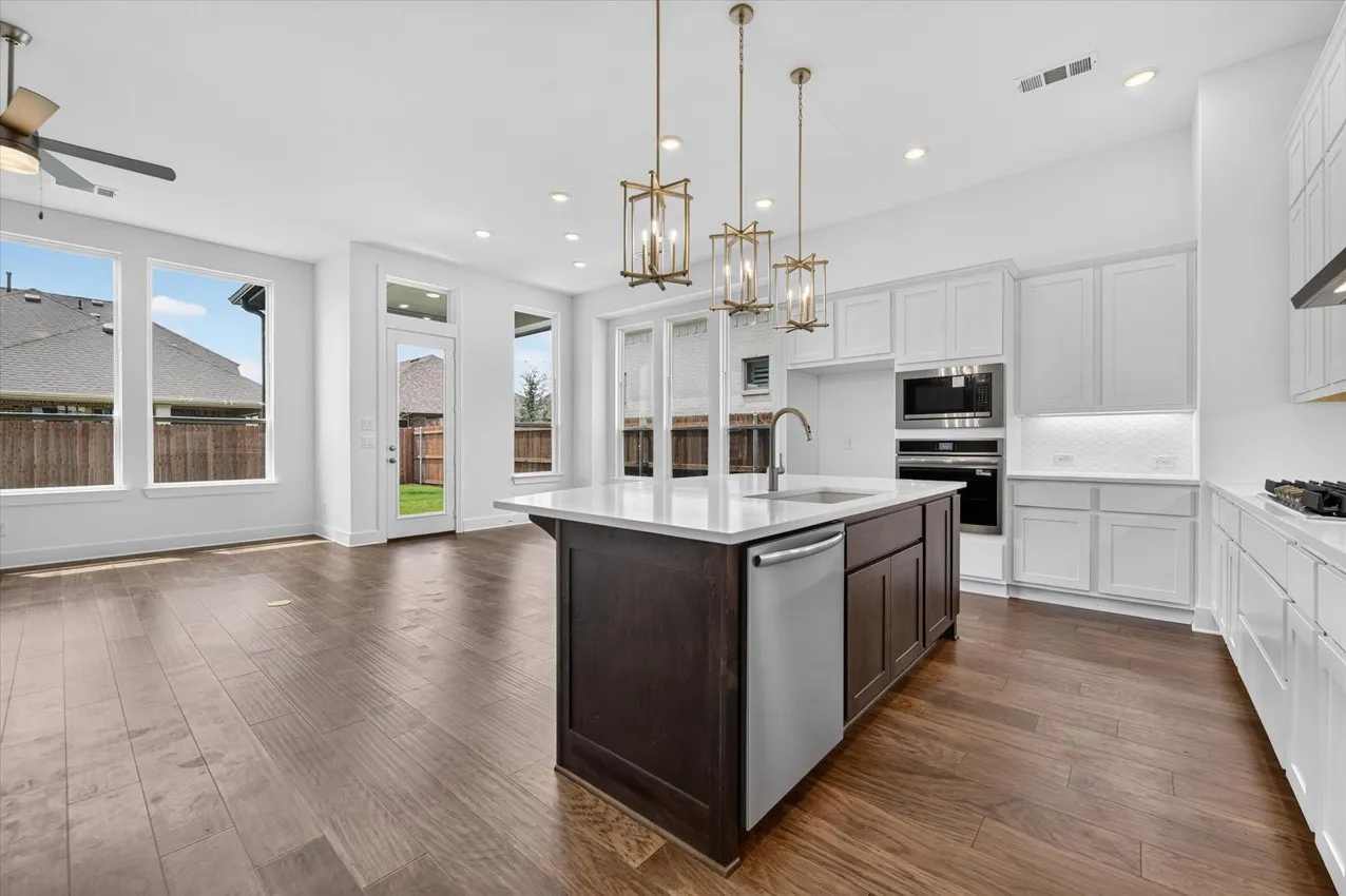Single Family Residence For Sale in Tarrant County , 7828 Pondview Lane, Fort Worth, Texas 76123, 4 Bedroom, 3 Bathroom, 2 Garage spaces, 2,317 Sqft, built in 2026, New Construction - Incomplete, mls#21178792, Real Estate Agent in Fort Worth, Homes For Sale in Tarrant county, Homes For Sale in Fort Worth, Realtor in Fort Worth Texas, Real Estate Brokerage Independent Realty Texas, Luminita Cordes Realtor