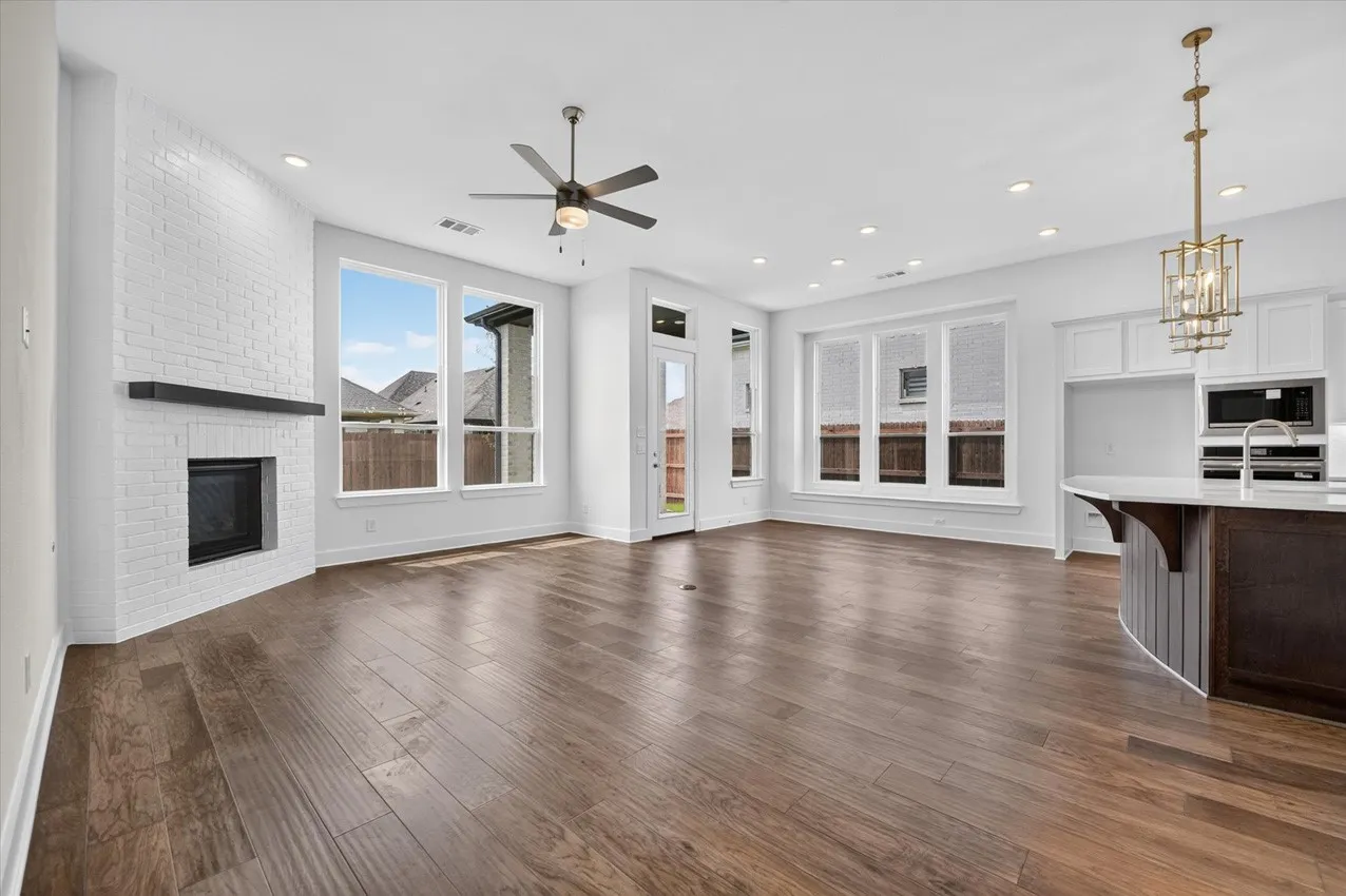 Single Family Residence For Sale in Tarrant County , 7828 Pondview Lane, Fort Worth, Texas 76123, 4 Bedroom, 3 Bathroom, 2 Garage spaces, 2,317 Sqft, built in 2026, New Construction - Incomplete, mls#21178792, Real Estate Agent in Fort Worth, Homes For Sale in Tarrant county, Homes For Sale in Fort Worth, Realtor in Fort Worth Texas, Real Estate Brokerage Independent Realty Texas, Luminita Cordes Realtor