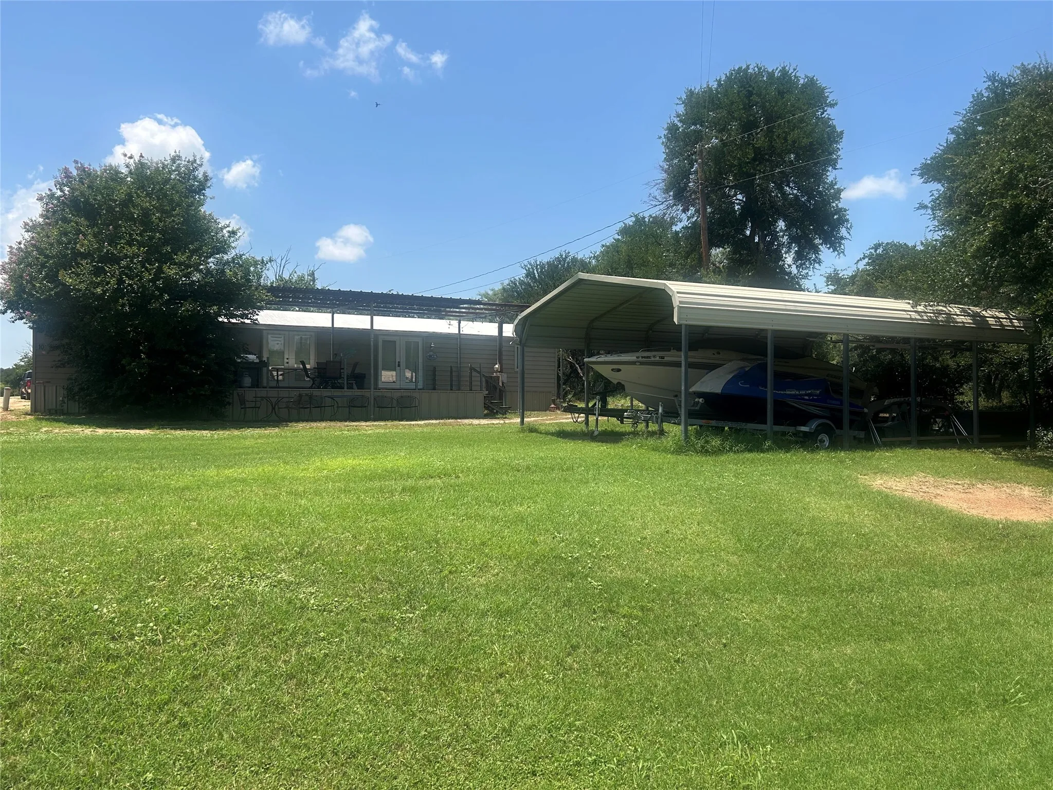Mobile Home For Sale in Palo Pinto County , 4705 Fox Hollow Lot 10 Fox Hollow Road, Graham, Texas 76450, 3 Bedroom, 2 Bathroom, Garage spaces, 1,080 Sqft, built in 1989, mls#21178859, Real Estate Agent in Graham, Homes For Sale in Palo Pinto county, Homes For Sale in Graham, Realtor in Graham Texas, Real Estate Brokerage Independent Realty Texas, Luminita Cordes Realtor