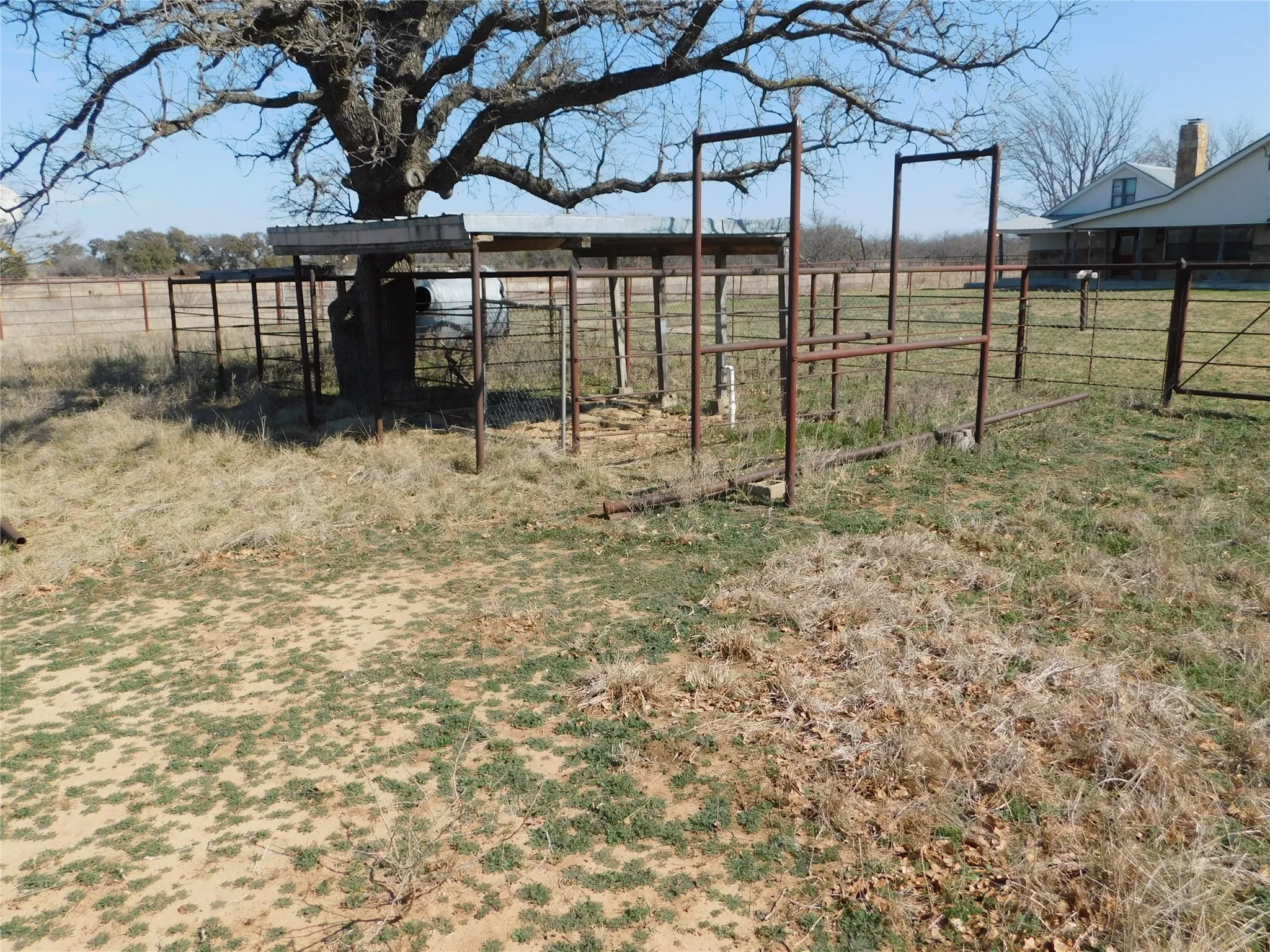 Single Family Residence For Sale in Brown County , 4405 Fm 1849, Brownwood, Texas 76801, 5 Bedroom, 5 Bathroom, 2 Garage spaces, 3,696 Sqft, built in 1995, mls#21178870, Real Estate Agent in Brownwood, Homes For Sale in Brown county, Homes For Sale in Brownwood, Realtor in Brownwood Texas, Real Estate Brokerage Independent Realty Texas, Luminita Cordes Realtor