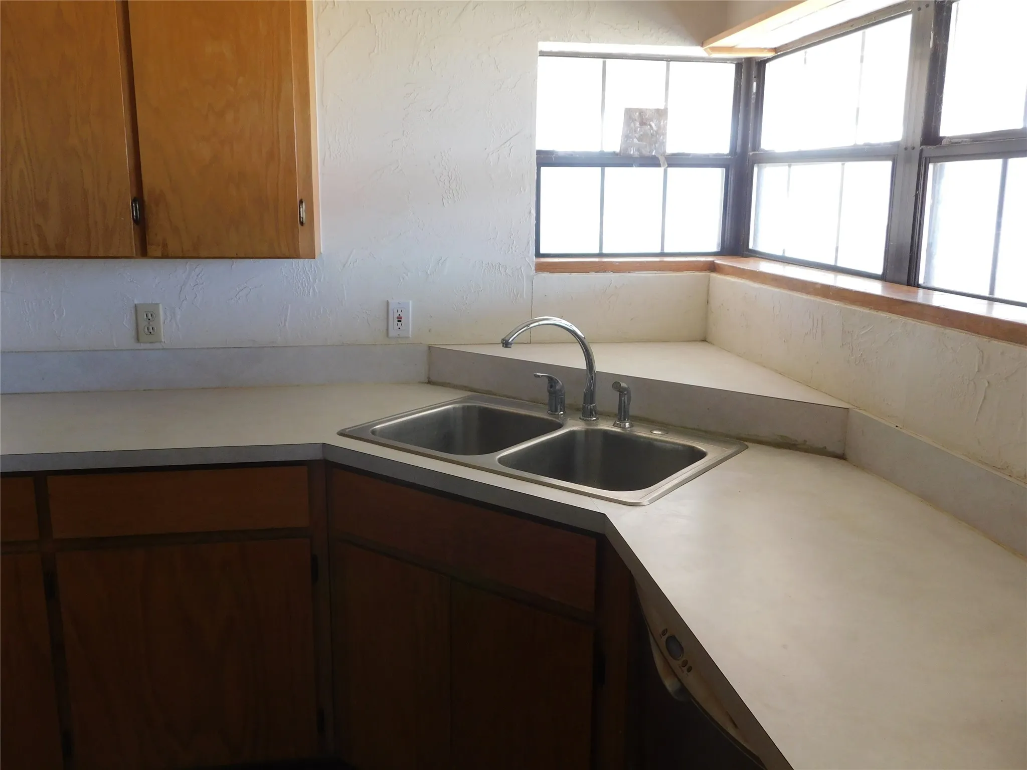 Single Family Residence For Sale in Brown County , 4405 Fm 1849, Brownwood, Texas 76801, 5 Bedroom, 5 Bathroom, 2 Garage spaces, 3,696 Sqft, built in 1995, mls#21178870, Real Estate Agent in Brownwood, Homes For Sale in Brown county, Homes For Sale in Brownwood, Realtor in Brownwood Texas, Real Estate Brokerage Independent Realty Texas, Luminita Cordes Realtor