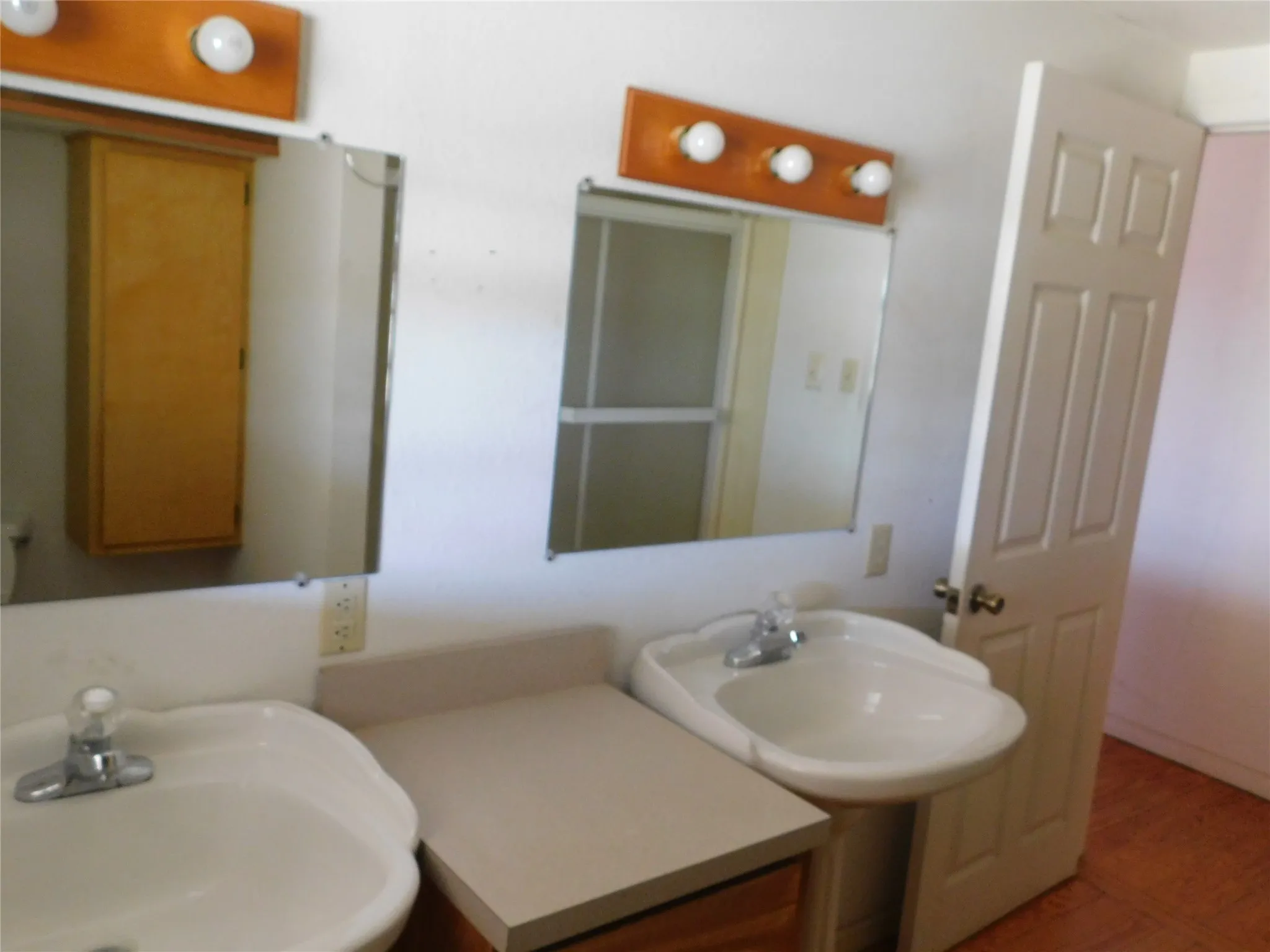 Single Family Residence For Sale in Brown County , 4405 Fm 1849, Brownwood, Texas 76801, 5 Bedroom, 5 Bathroom, 2 Garage spaces, 3,696 Sqft, built in 1995, mls#21178870, Real Estate Agent in Brownwood, Homes For Sale in Brown county, Homes For Sale in Brownwood, Realtor in Brownwood Texas, Real Estate Brokerage Independent Realty Texas, Luminita Cordes Realtor