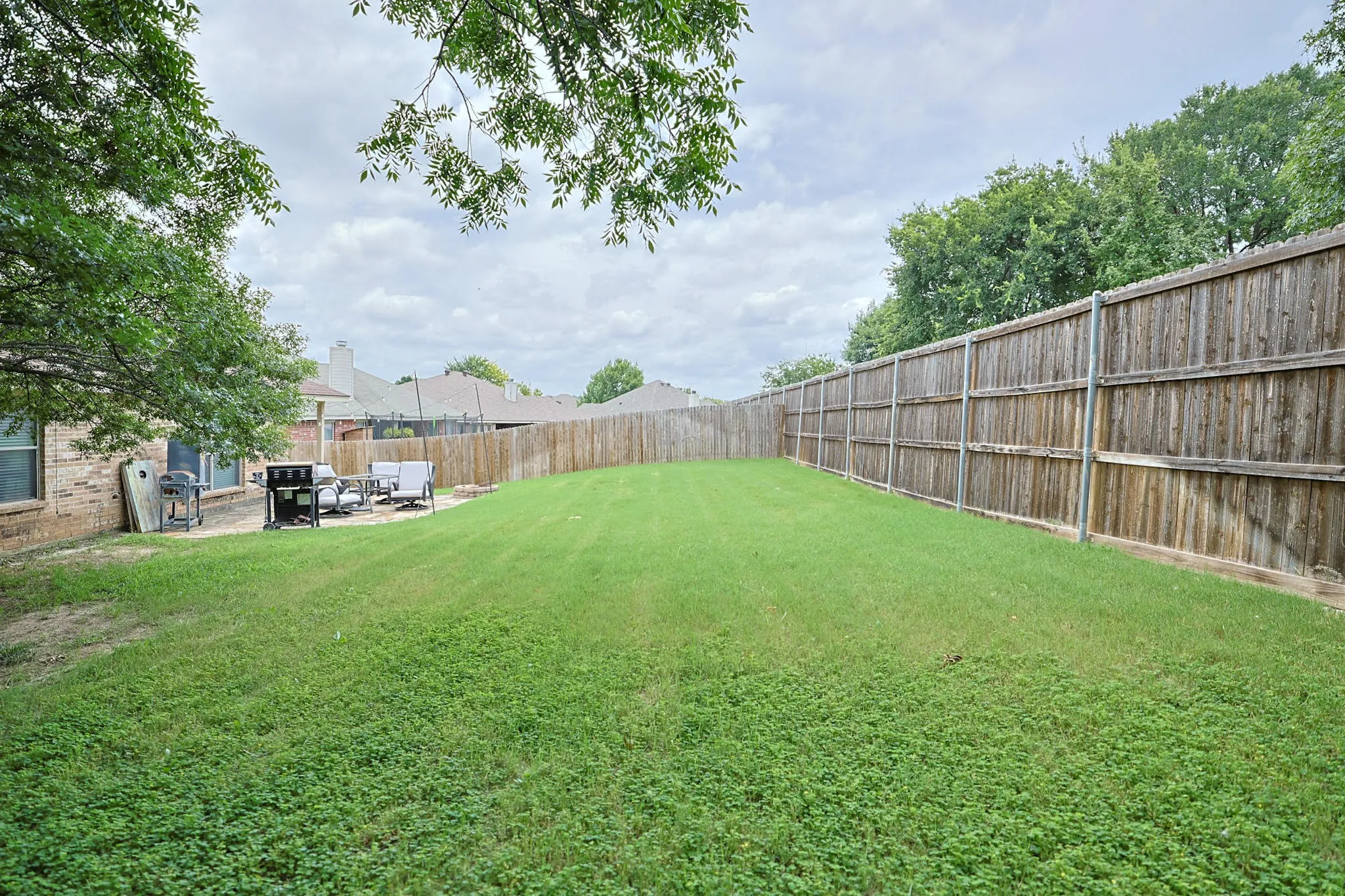 Single Family Residence For Sale in Parker County , 211 Carriage Drive, Willow Park, Texas 76087, 3 Bedroom, 2 Bathroom, 2 Garage spaces, 1,783 Sqft, built in 2007, mls#21177015, Real Estate Agent in Willow Park, Homes For Sale in Parker county, Homes For Sale in Willow Park, Realtor in Willow Park Texas, Real Estate Brokerage Independent Realty Texas, Luminita Cordes Realtor