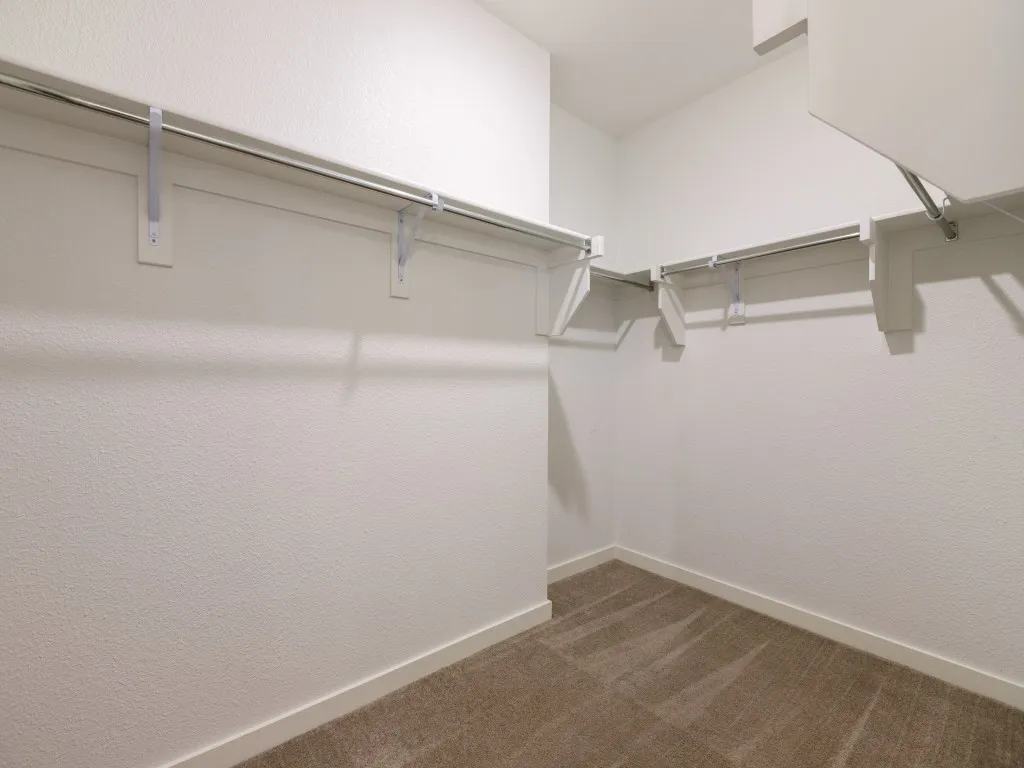 Single Family Residence For Sale in Collin County , 716 Esk Avenue, Celina, Texas 75009, 4 Bedroom, 3 Bathroom, 2 Garage spaces, 2,215 Sqft, built in 2018, mls#21179026, Real Estate Agent in Celina, Homes For Sale in Collin county, Homes For Sale in Celina, Realtor in Celina Texas, Real Estate Brokerage Independent Realty Texas, Luminita Cordes Realtor