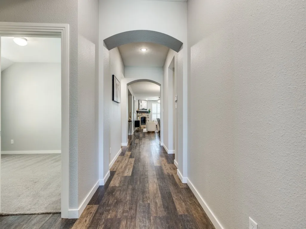Single Family Residence For Sale in Collin County , 716 Esk Avenue, Celina, Texas 75009, 4 Bedroom, 3 Bathroom, 2 Garage spaces, 2,215 Sqft, built in 2018, mls#21179026, Real Estate Agent in Celina, Homes For Sale in Collin county, Homes For Sale in Celina, Realtor in Celina Texas, Real Estate Brokerage Independent Realty Texas, Luminita Cordes Realtor