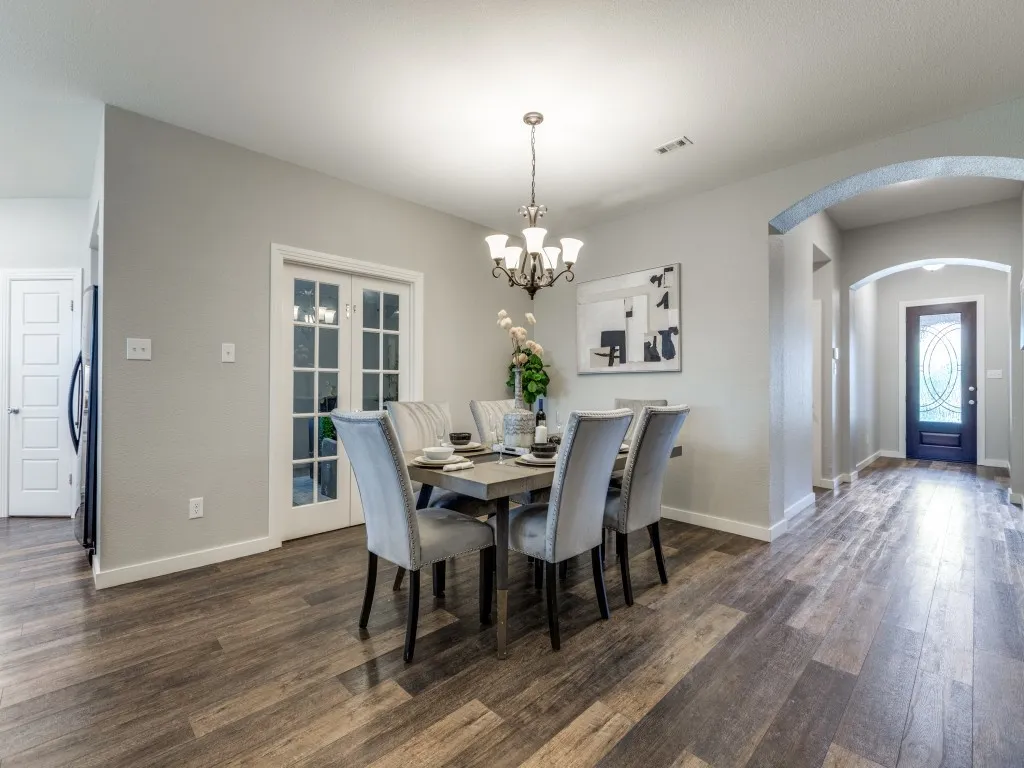 Single Family Residence For Sale in Collin County , 716 Esk Avenue, Celina, Texas 75009, 4 Bedroom, 3 Bathroom, 2 Garage spaces, 2,215 Sqft, built in 2018, mls#21179026, Real Estate Agent in Celina, Homes For Sale in Collin county, Homes For Sale in Celina, Realtor in Celina Texas, Real Estate Brokerage Independent Realty Texas, Luminita Cordes Realtor