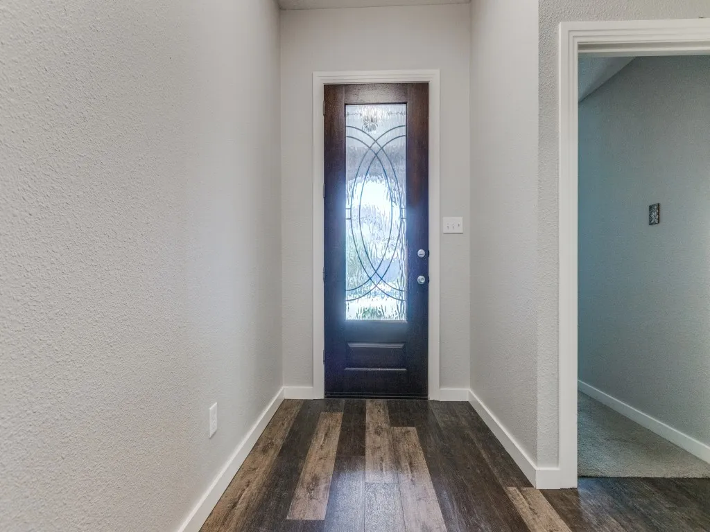 Single Family Residence For Sale in Collin County , 716 Esk Avenue, Celina, Texas 75009, 4 Bedroom, 3 Bathroom, 2 Garage spaces, 2,215 Sqft, built in 2018, mls#21179026, Real Estate Agent in Celina, Homes For Sale in Collin county, Homes For Sale in Celina, Realtor in Celina Texas, Real Estate Brokerage Independent Realty Texas, Luminita Cordes Realtor