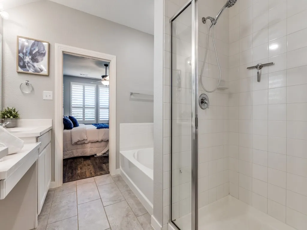 Single Family Residence For Sale in Collin County , 716 Esk Avenue, Celina, Texas 75009, 4 Bedroom, 3 Bathroom, 2 Garage spaces, 2,215 Sqft, built in 2018, mls#21179026, Real Estate Agent in Celina, Homes For Sale in Collin county, Homes For Sale in Celina, Realtor in Celina Texas, Real Estate Brokerage Independent Realty Texas, Luminita Cordes Realtor