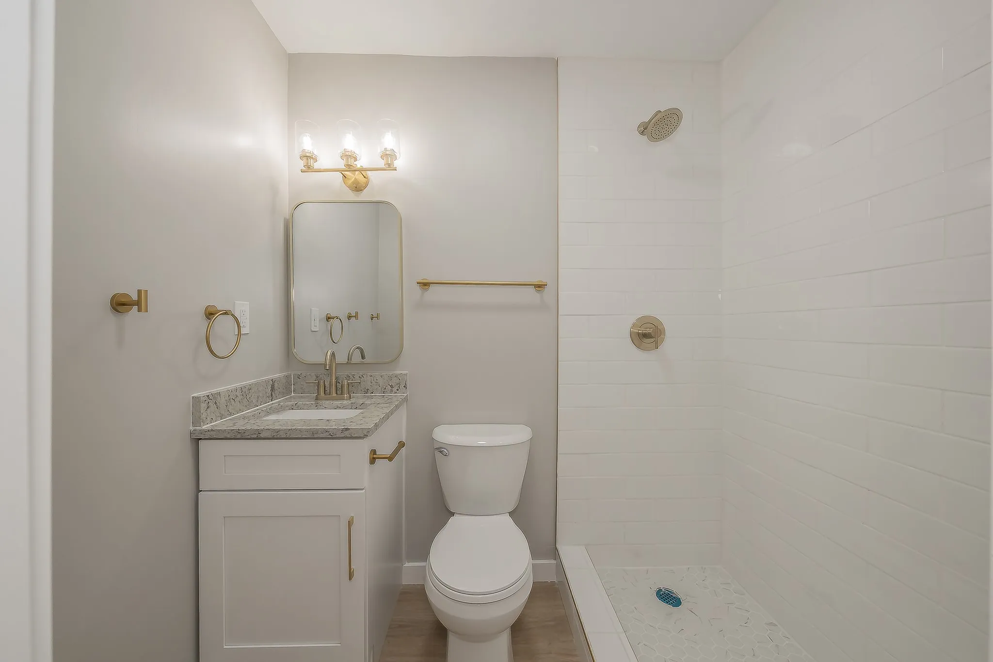 Single Family Residence For Sale in Tarrant County , 100 Crestwood Drive, Fort Worth, Texas 76107, 3 Bedroom, 2 Bathroom, 2 Garage spaces, 1,812 Sqft, built in 1942, mls#21179023, Real Estate Agent in Fort Worth, Homes For Sale in Tarrant county, Homes For Sale in Fort Worth, Realtor in Fort Worth Texas, Real Estate Brokerage Independent Realty Texas, Luminita Cordes Realtor