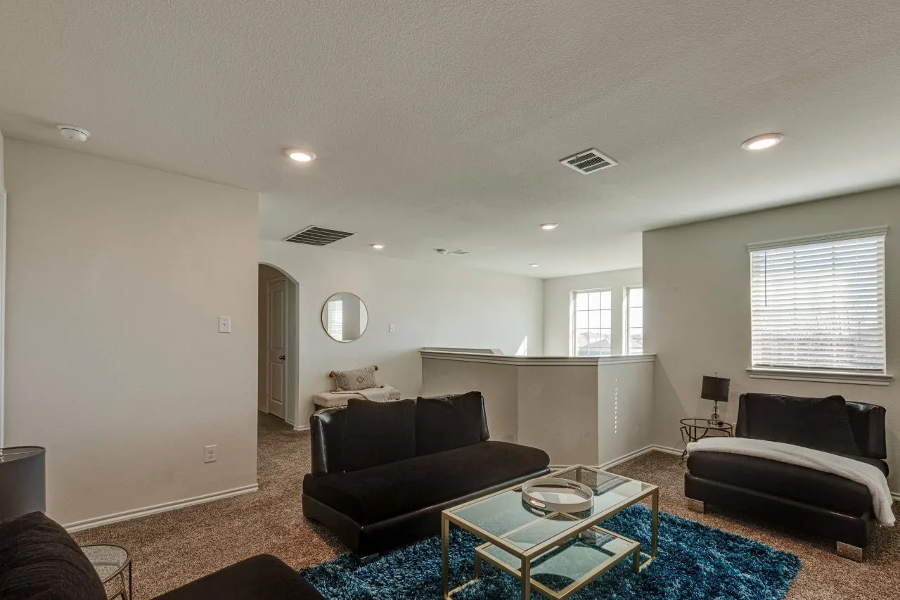 Single Family Residence For Sale in Collin County , 2353 Stefani Street, Anna, Texas 75409, 5 Bedrooms, 3 Bathrooms, 2 Garage spaces, 2,599 Sqft, built in 2019, Preowned, Price $379,999, mls#21179107, Real Estate Agent in Anna, Homes For Sale in Collin county, Homes For Sale in Anna, Realtor in Anna Texas, Real Estate Brokerage Independent Realty Texas, Luminita Cordes Realtor