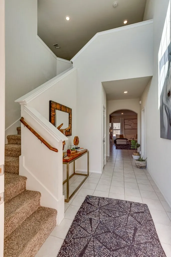 Single Family Residence For Sale in Collin County , 2353 Stefani Street, Anna, Texas 75409, 5 Bedrooms, 3 Bathrooms, 2 Garage spaces, 2,599 Sqft, built in 2019, Preowned, Price $379,999, mls#21179107, Real Estate Agent in Anna, Homes For Sale in Collin county, Homes For Sale in Anna, Realtor in Anna Texas, Real Estate Brokerage Independent Realty Texas, Luminita Cordes Realtor