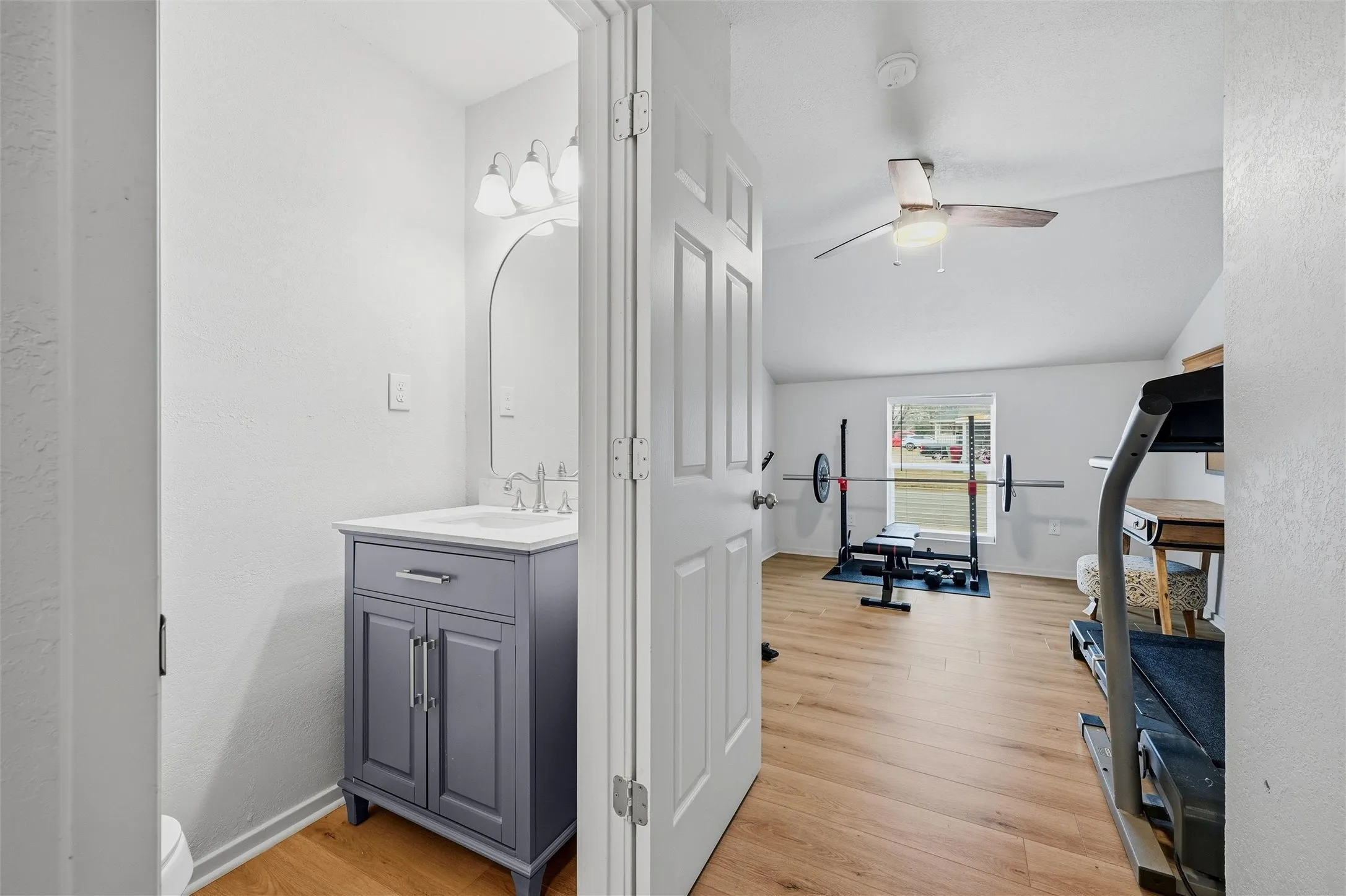 Exercise room with on suite could also be used as 3rd bed room or office