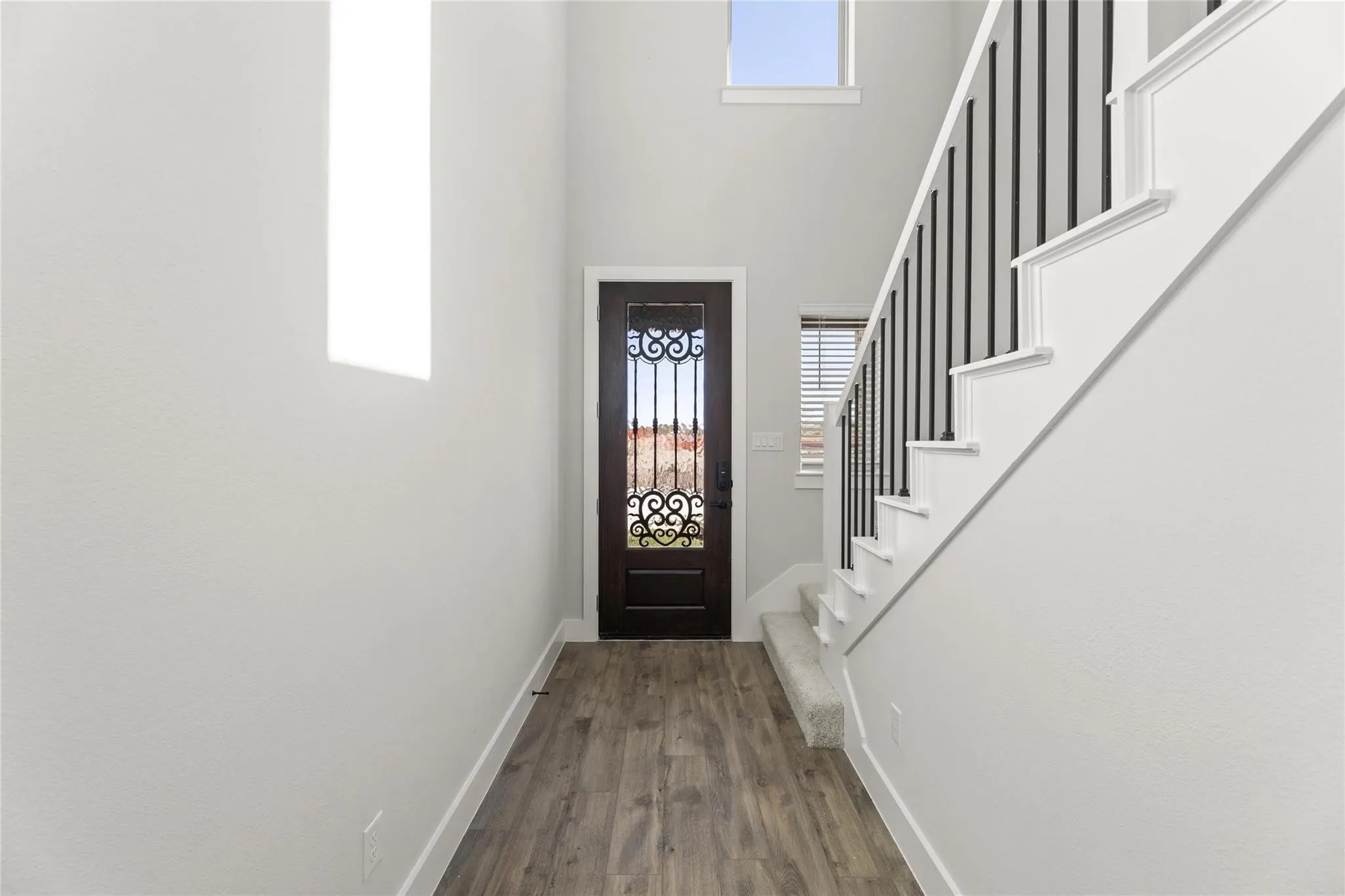 Single Family Residence For Rent in Collin County , 809 Meadow Spring Lane, Anna, Texas 75409, 5 Bedrooms, 4 Bathrooms, 2 Garage spaces, 2,828 Sqft, built in 2023, Price $2,950, mls#21179120, Real Estate Agent in Anna, Homes For Rent in Collin county, Homes For Rent in Anna, Realtor in Anna Texas, Real Estate Brokerage Independent Realty Texas, Luminita Cordes Realtor