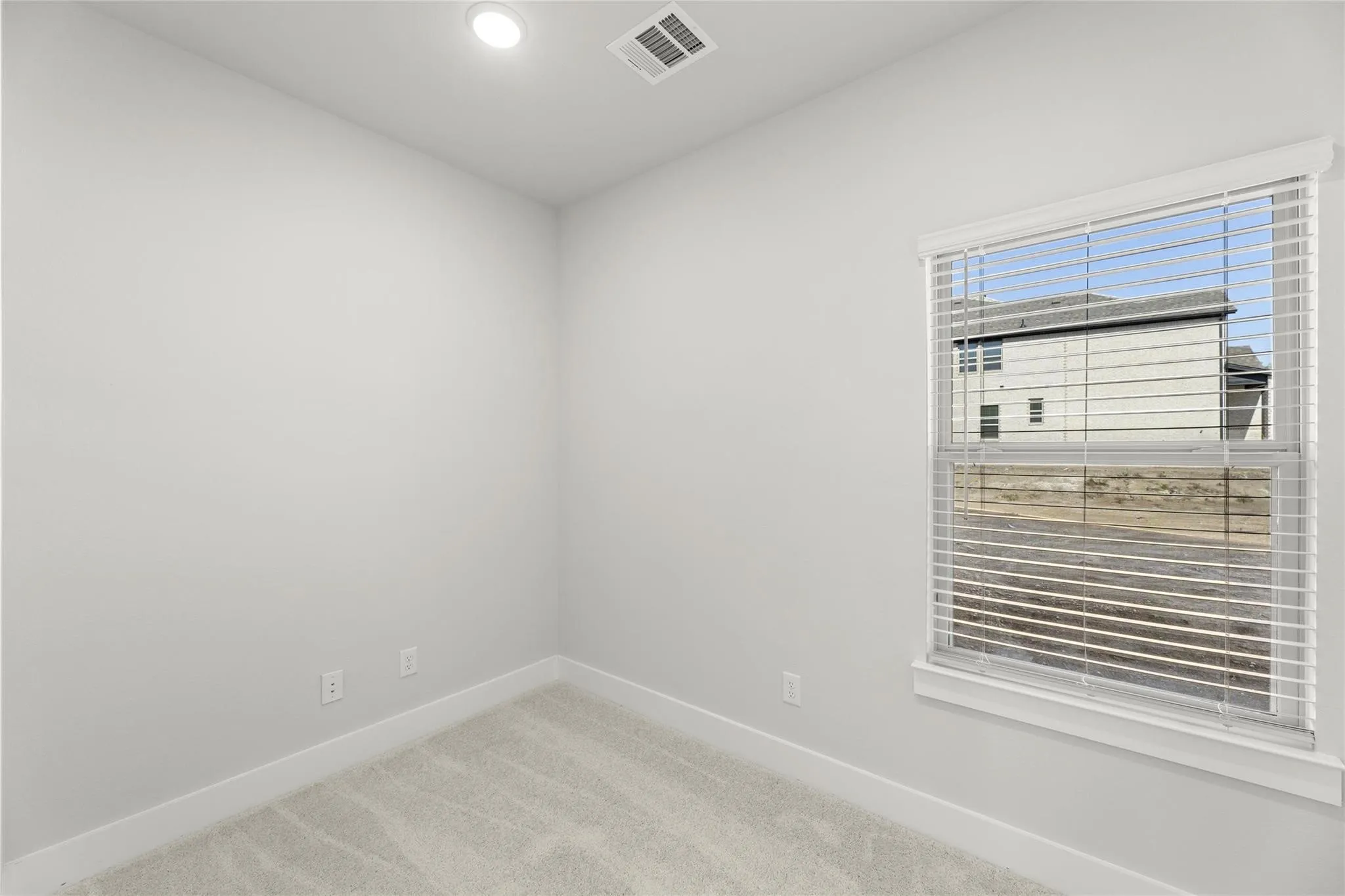 Single Family Residence For Rent in Collin County , 809 Meadow Spring Lane, Anna, Texas 75409, 5 Bedrooms, 4 Bathrooms, 2 Garage spaces, 2,828 Sqft, built in 2023, Price $2,950, mls#21179120, Real Estate Agent in Anna, Homes For Rent in Collin county, Homes For Rent in Anna, Realtor in Anna Texas, Real Estate Brokerage Independent Realty Texas, Luminita Cordes Realtor